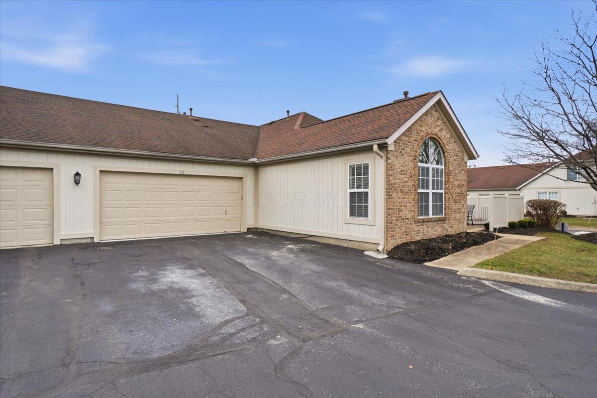 303 Pointe Place
