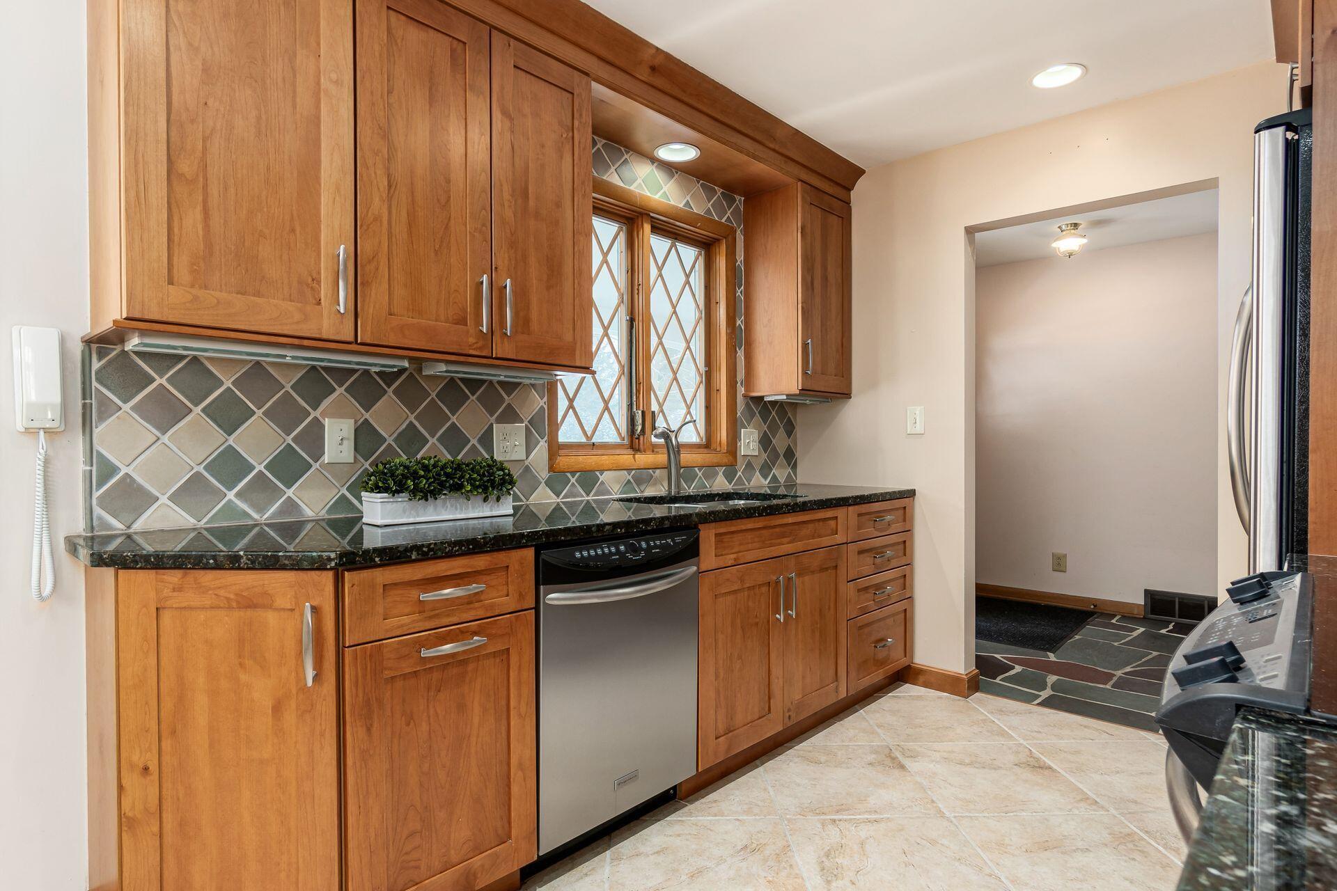 5822 Falmouth Court