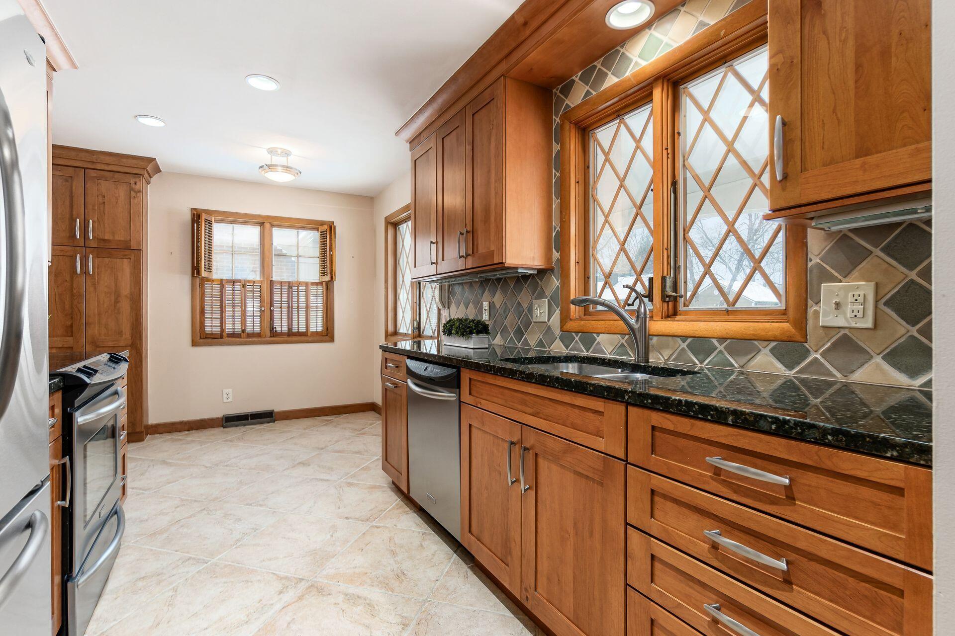 5822 Falmouth Court