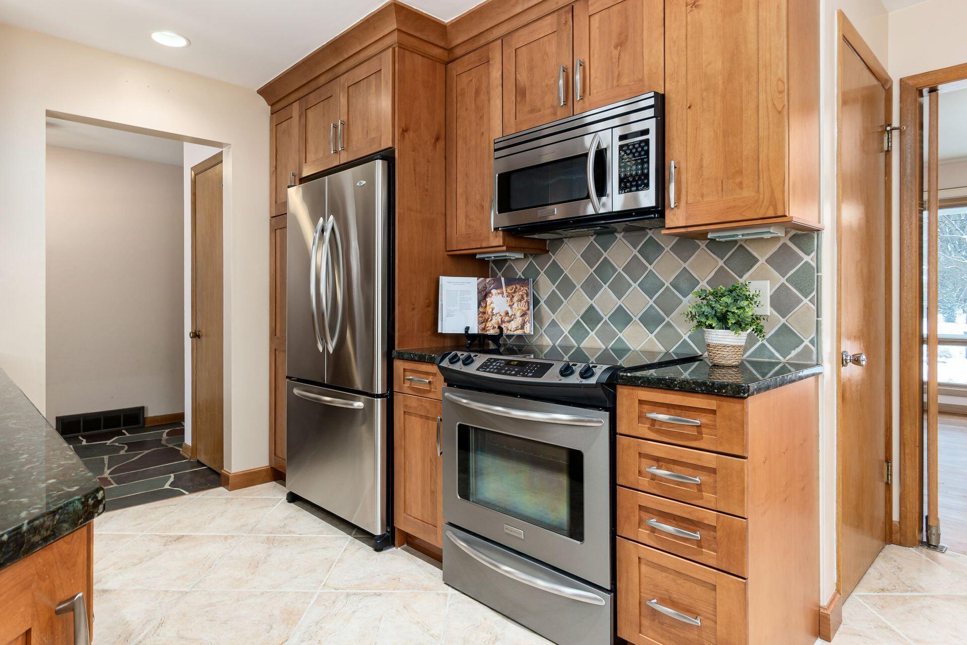 5822 Falmouth Court