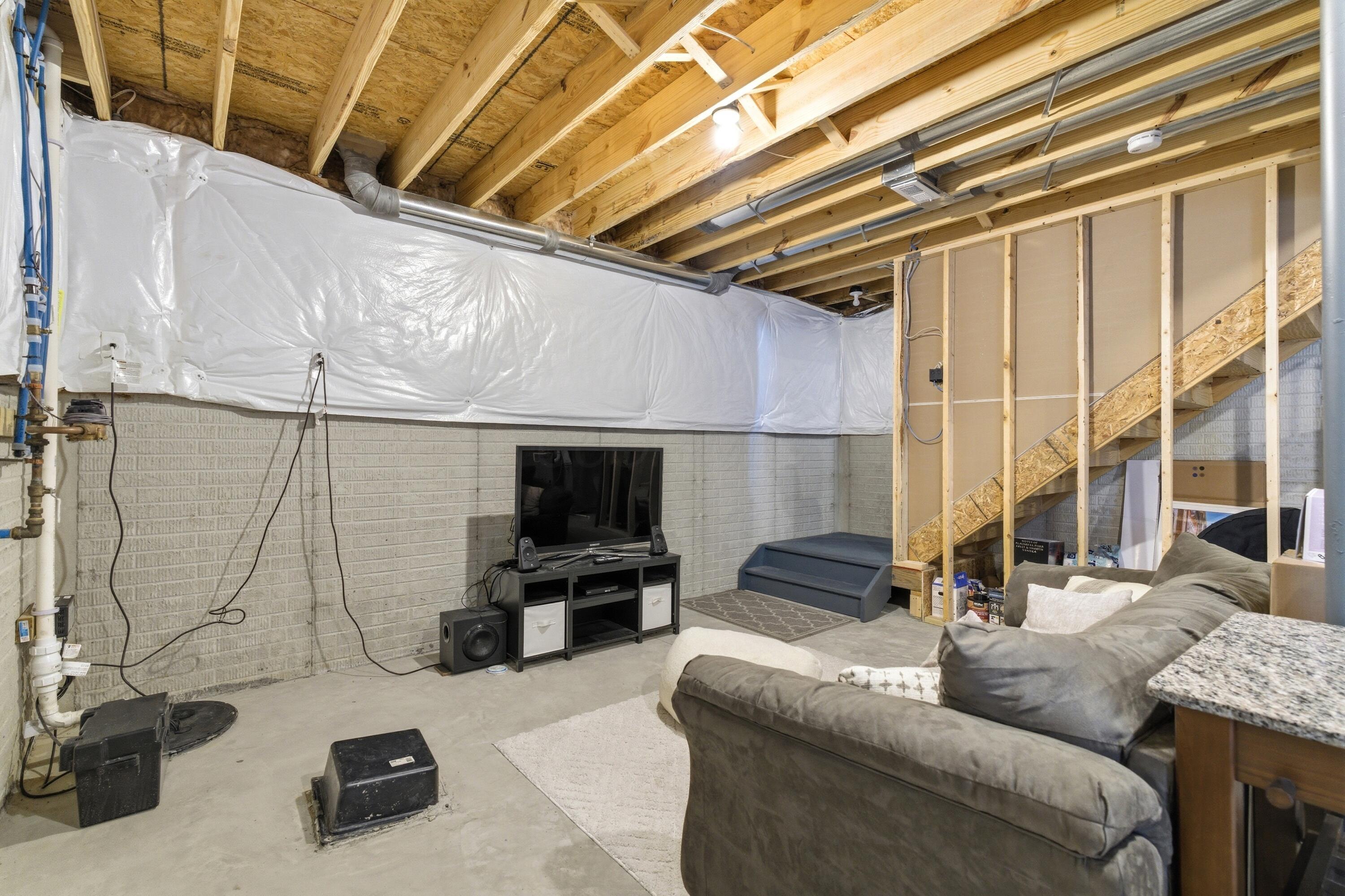 2702 Fieldwin Drive