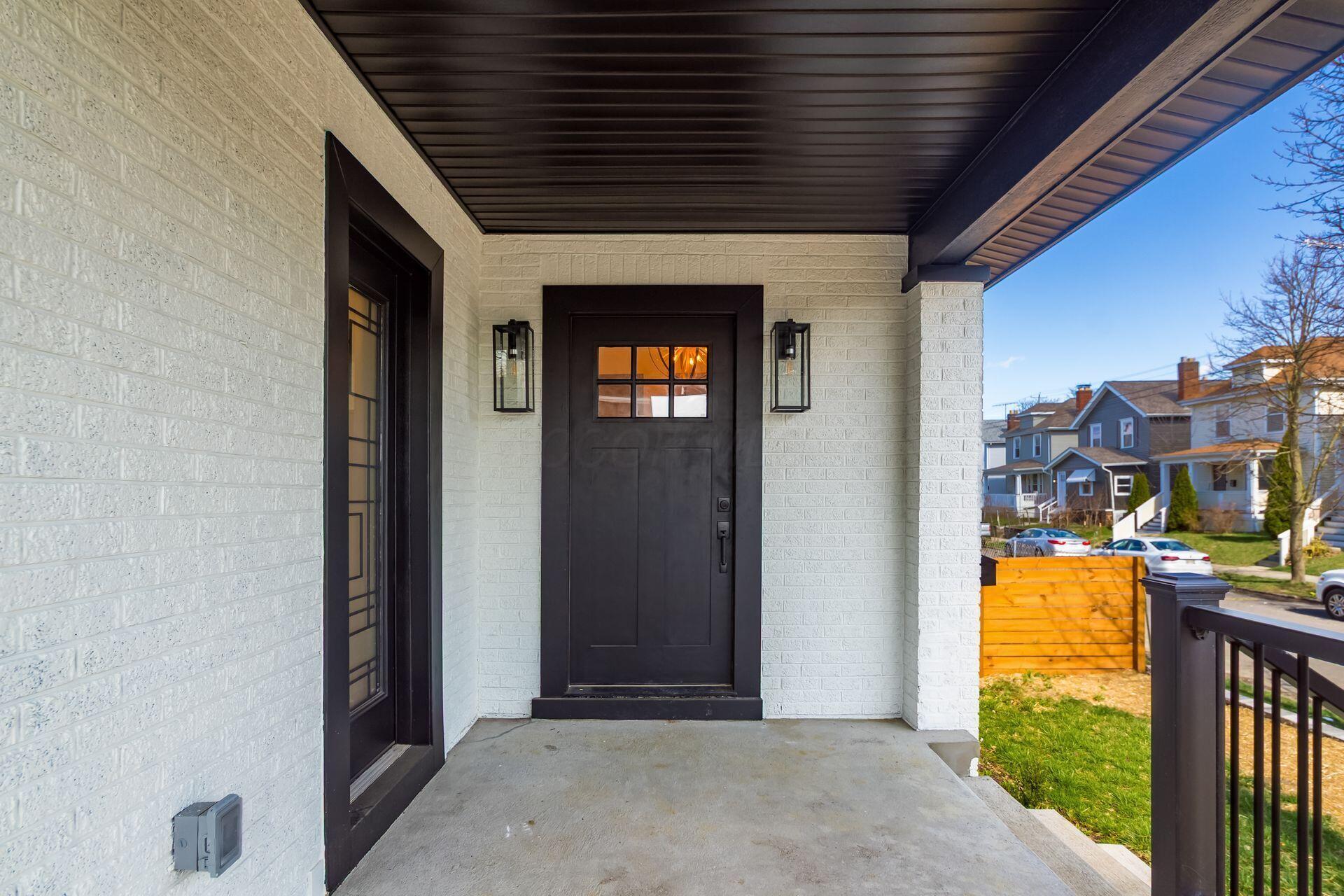 975 Carpenter Street