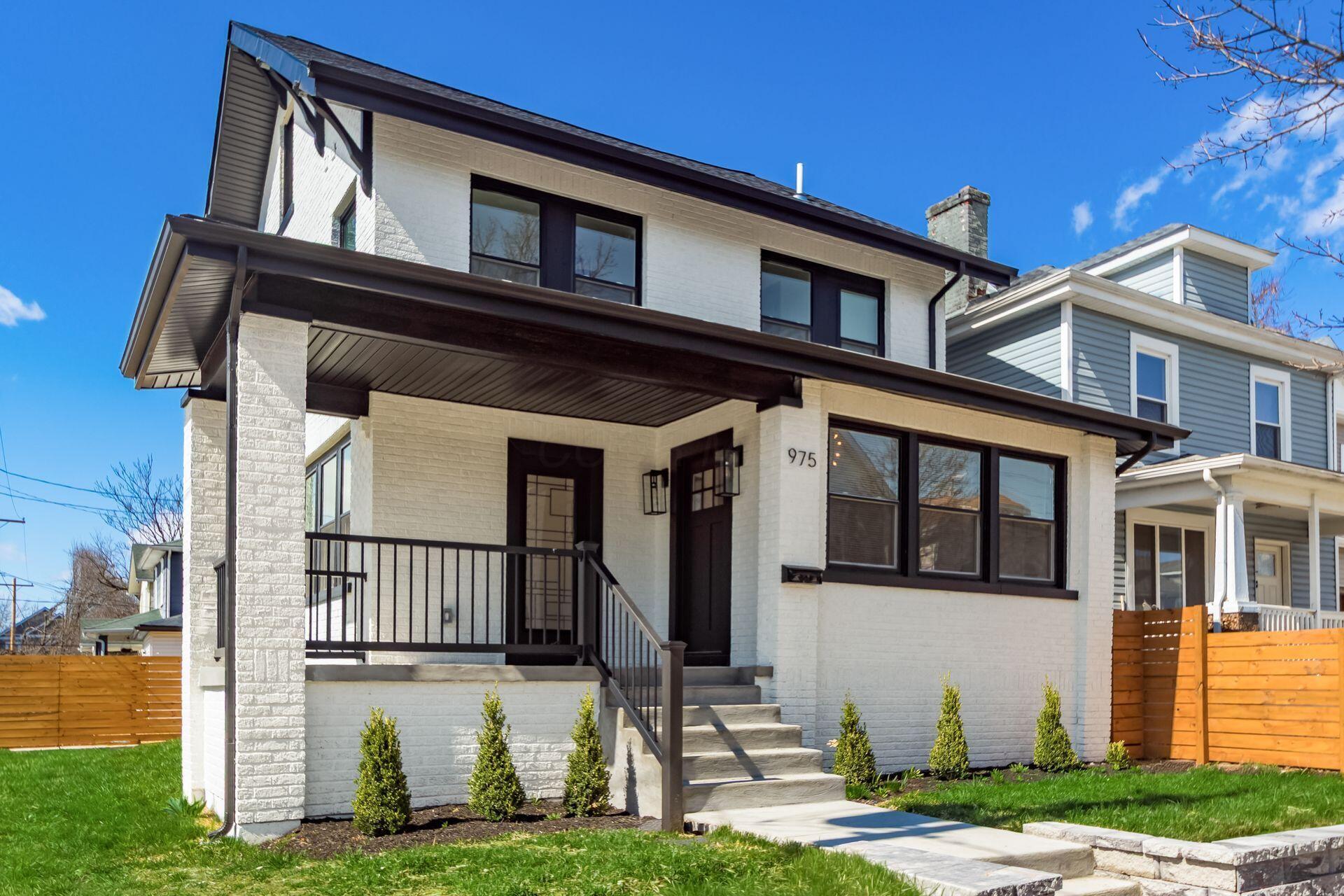 975 Carpenter Street