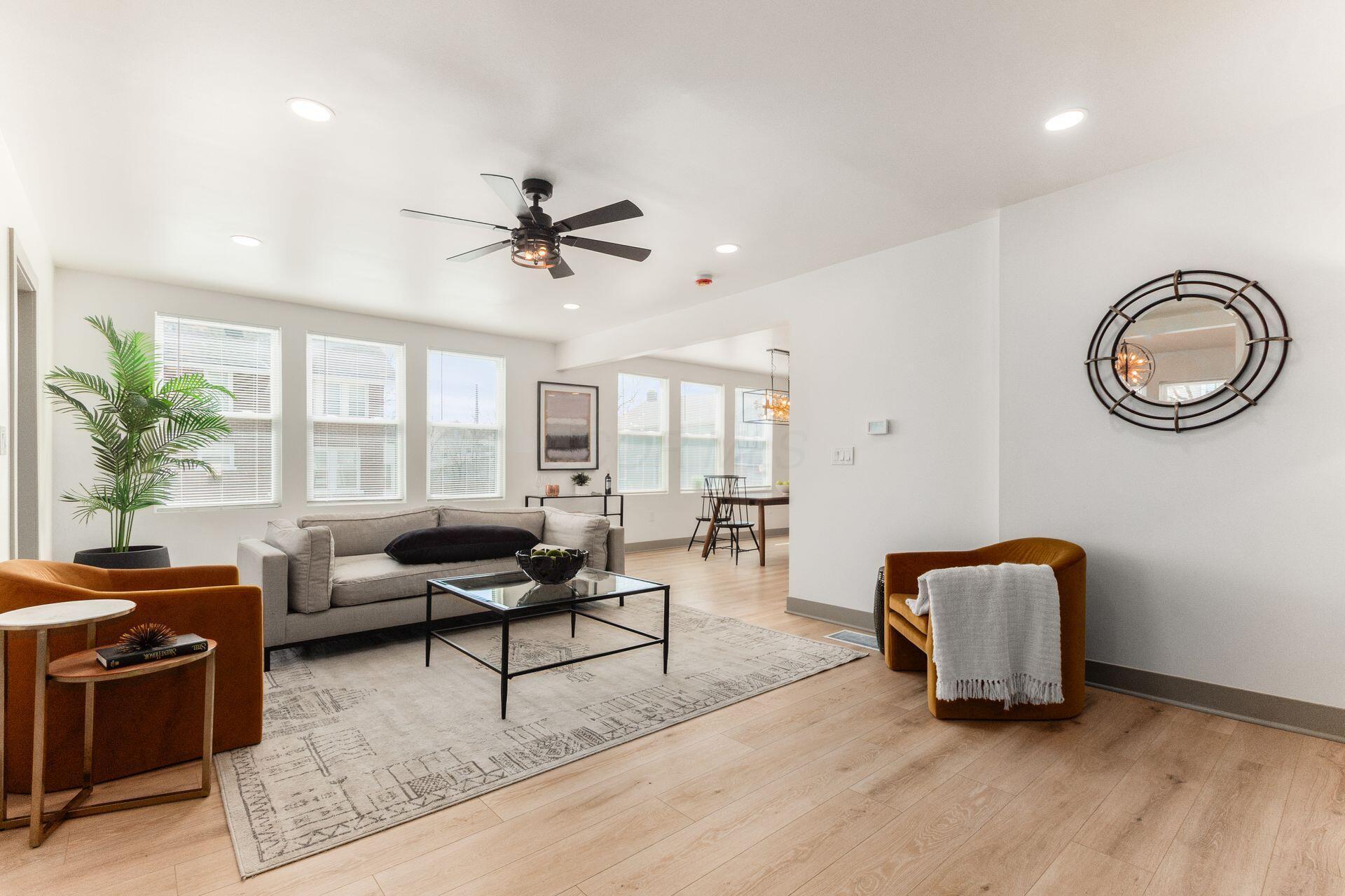 975 Carpenter Street