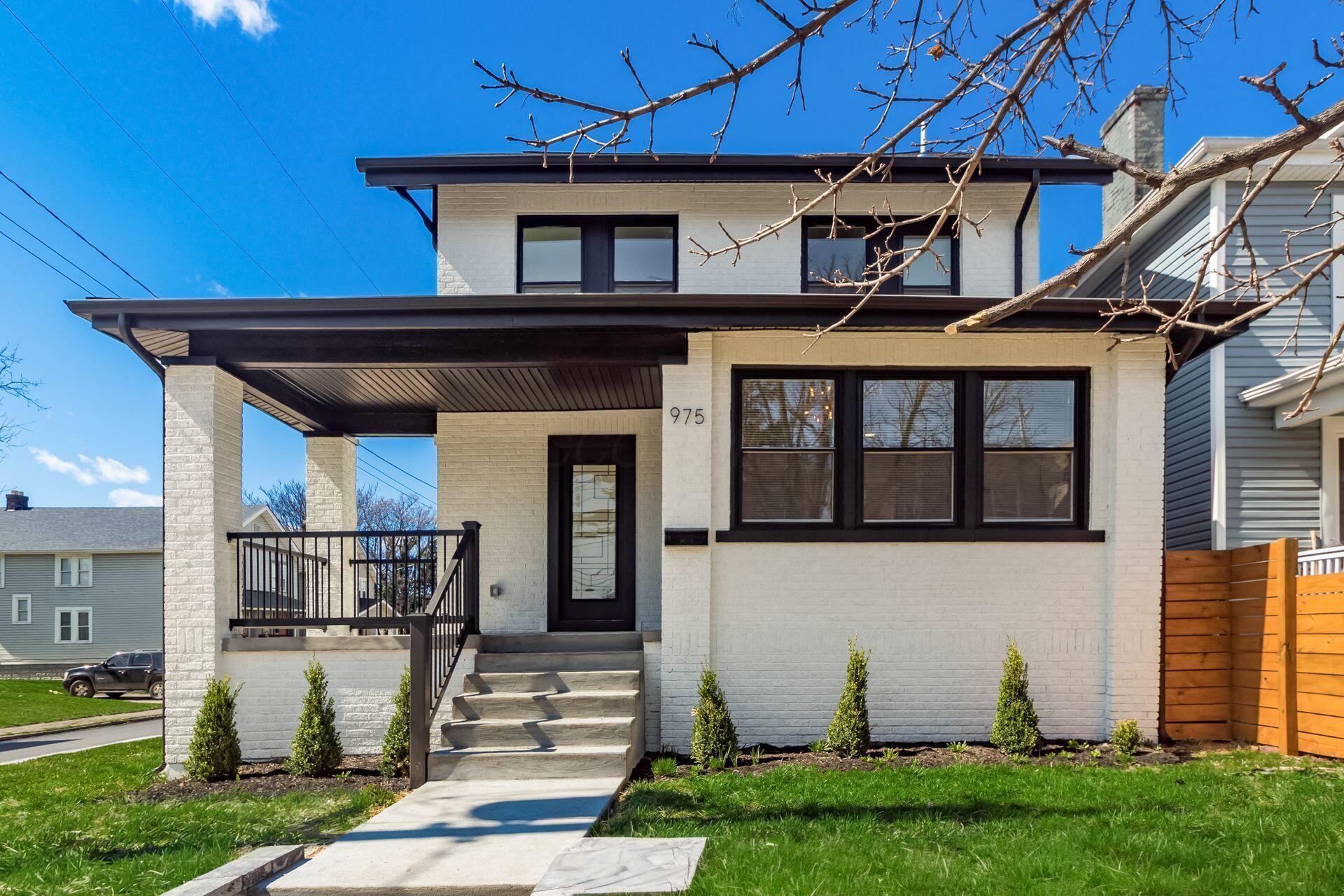 975 Carpenter Street