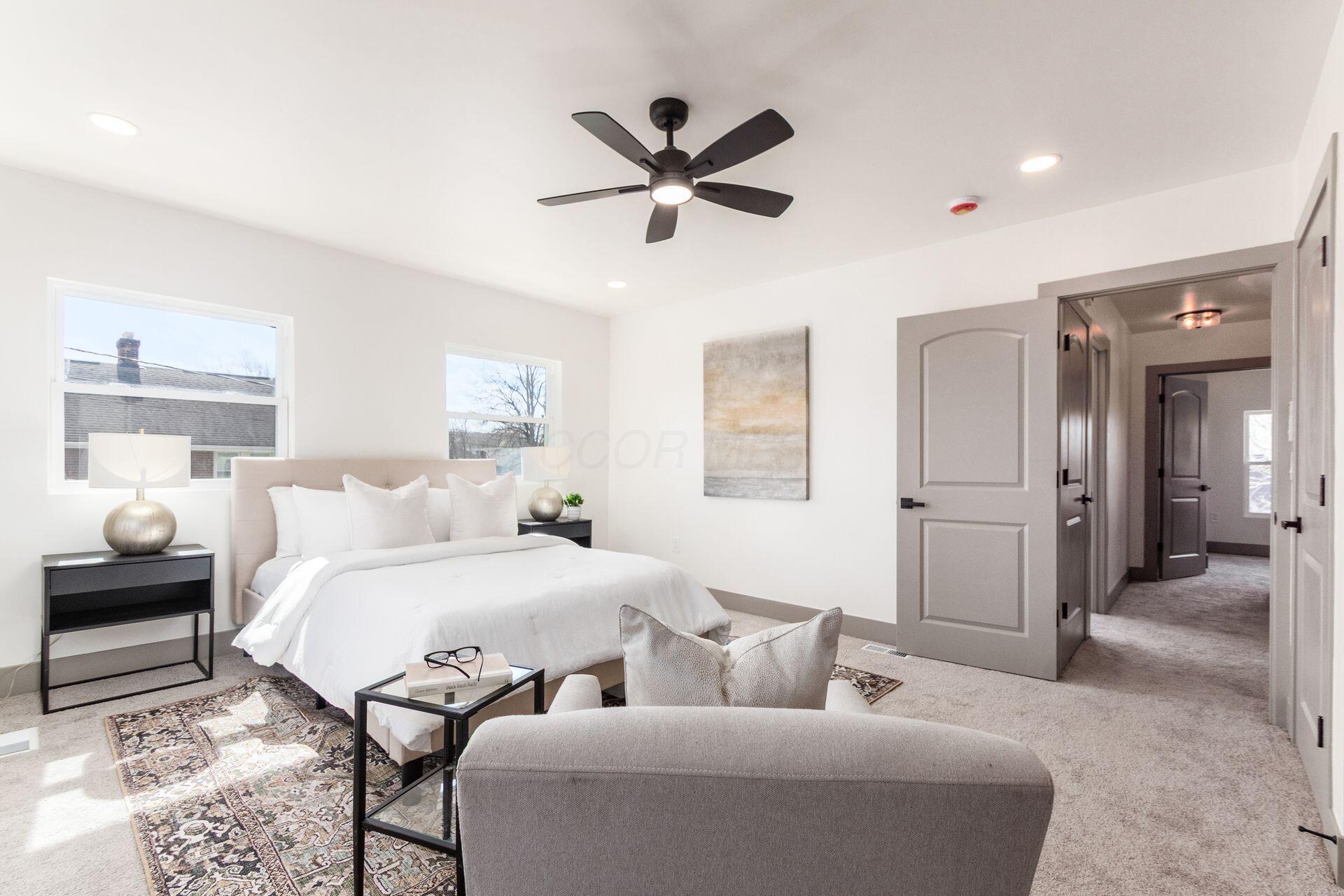 975 Carpenter Street