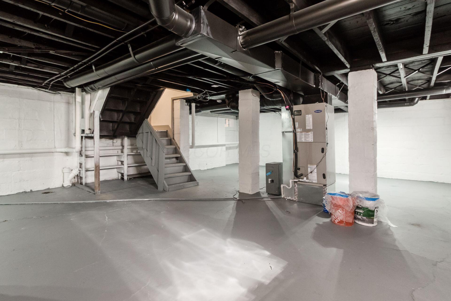 975 Carpenter Street