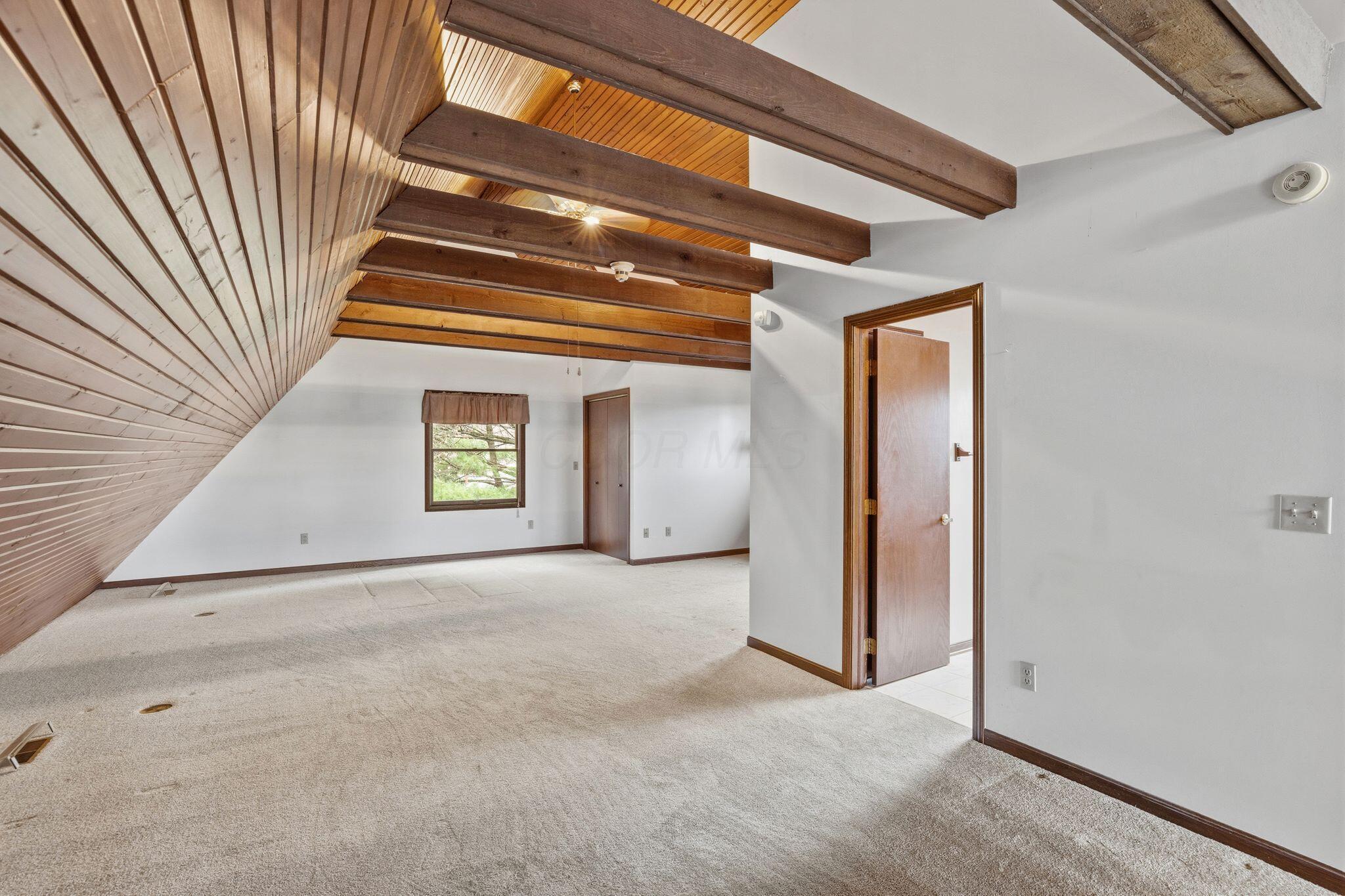 1445 Londondale