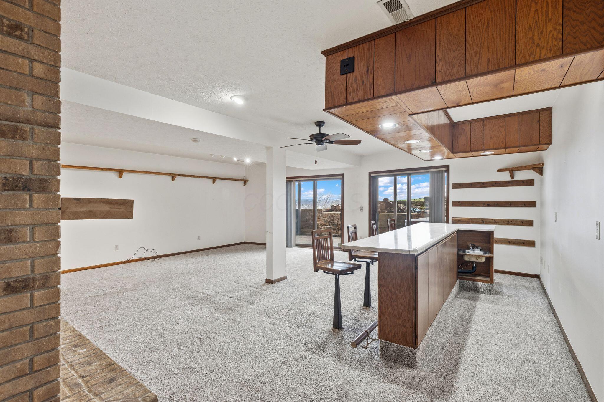 1445 Londondale