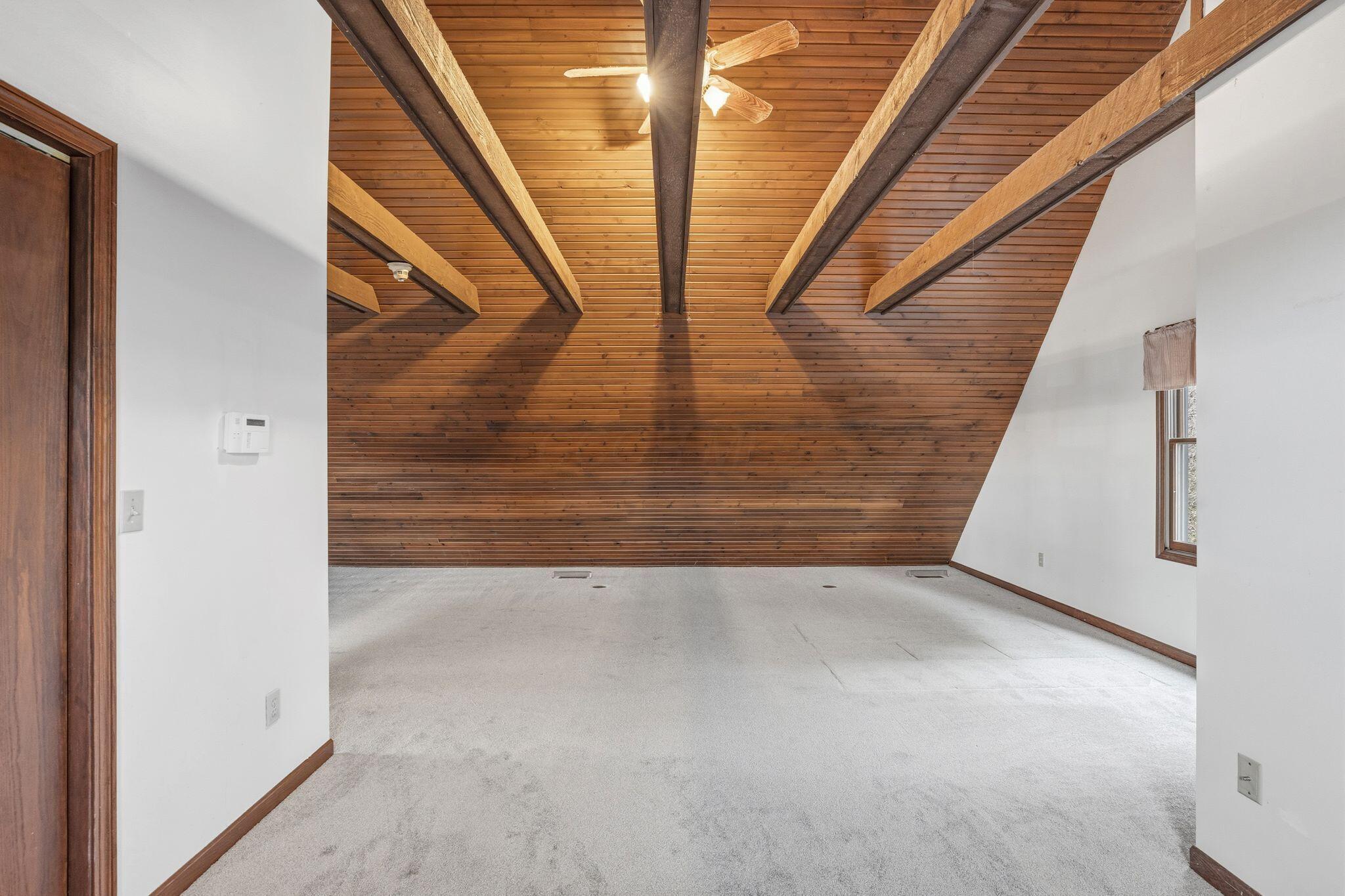 1445 Londondale