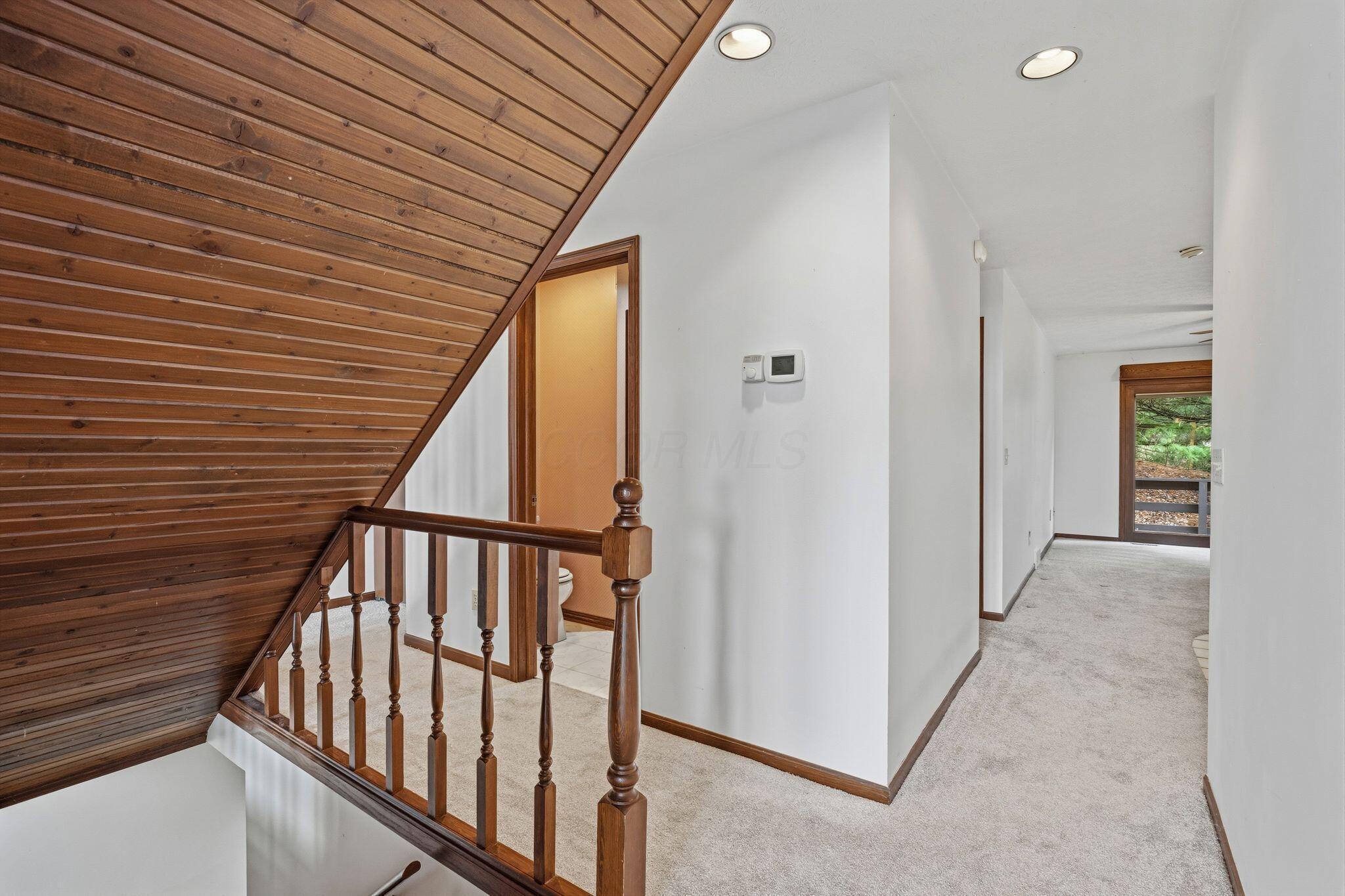 1445 Londondale