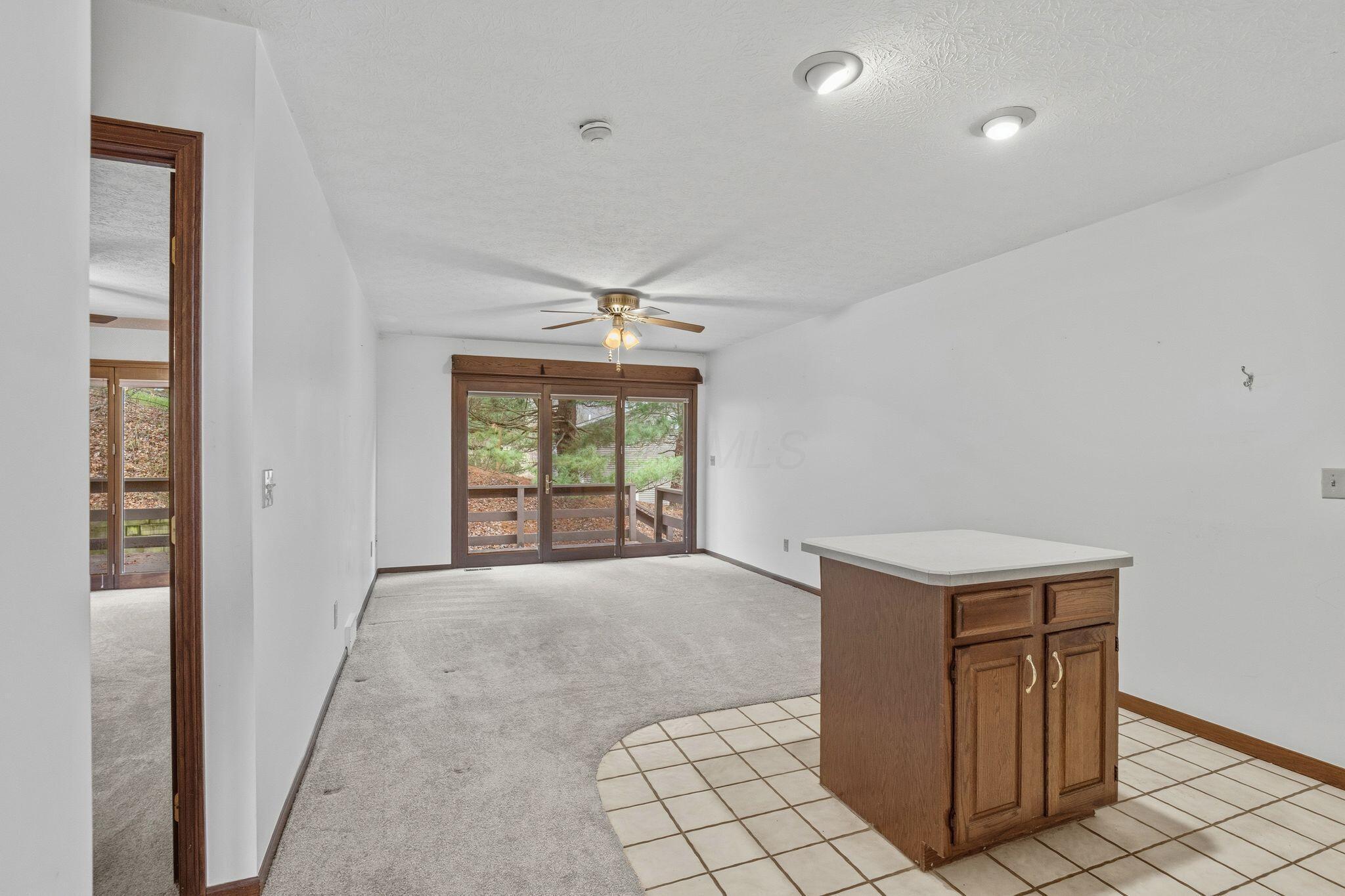 1445 Londondale