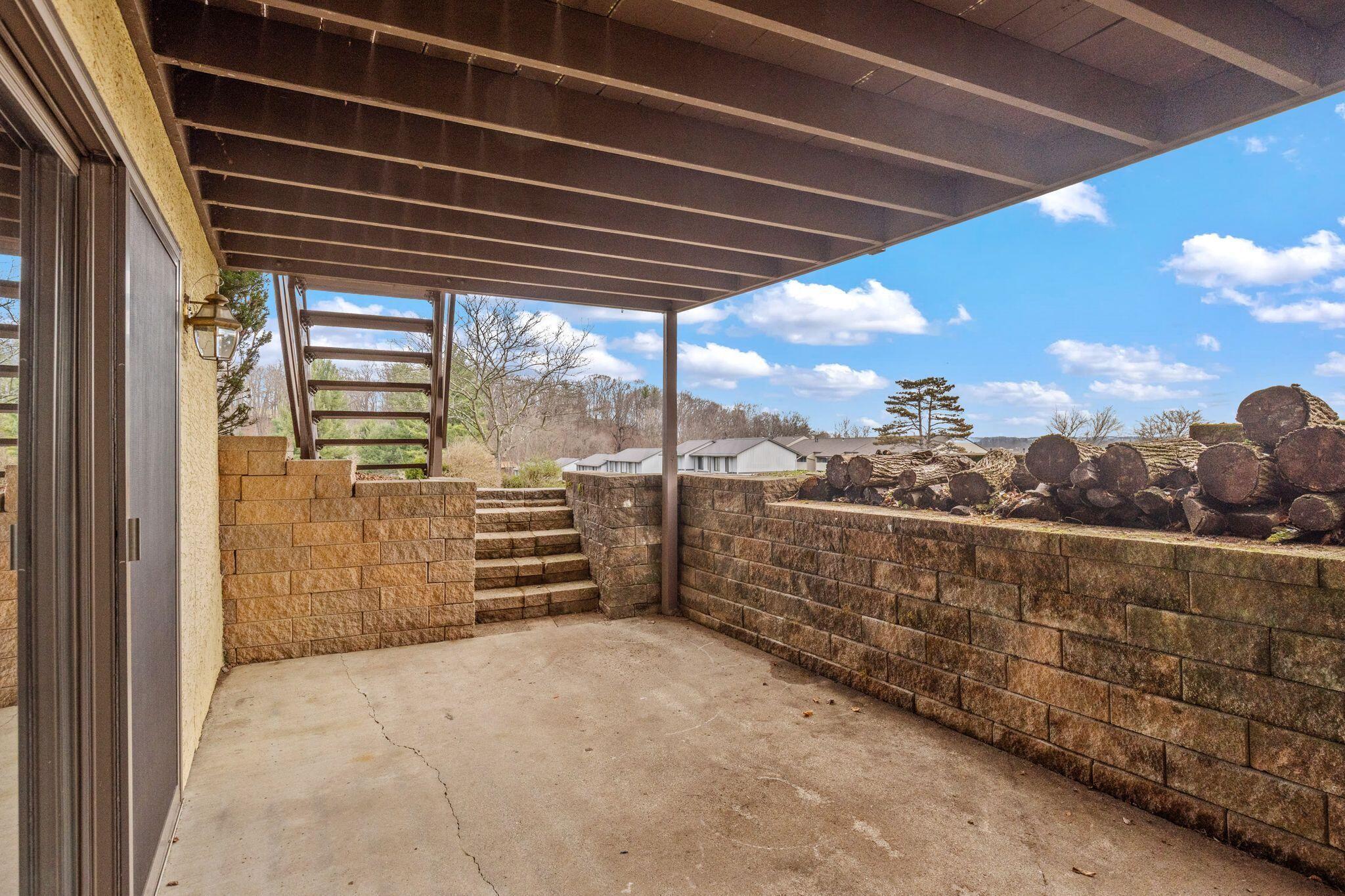 1445 Londondale