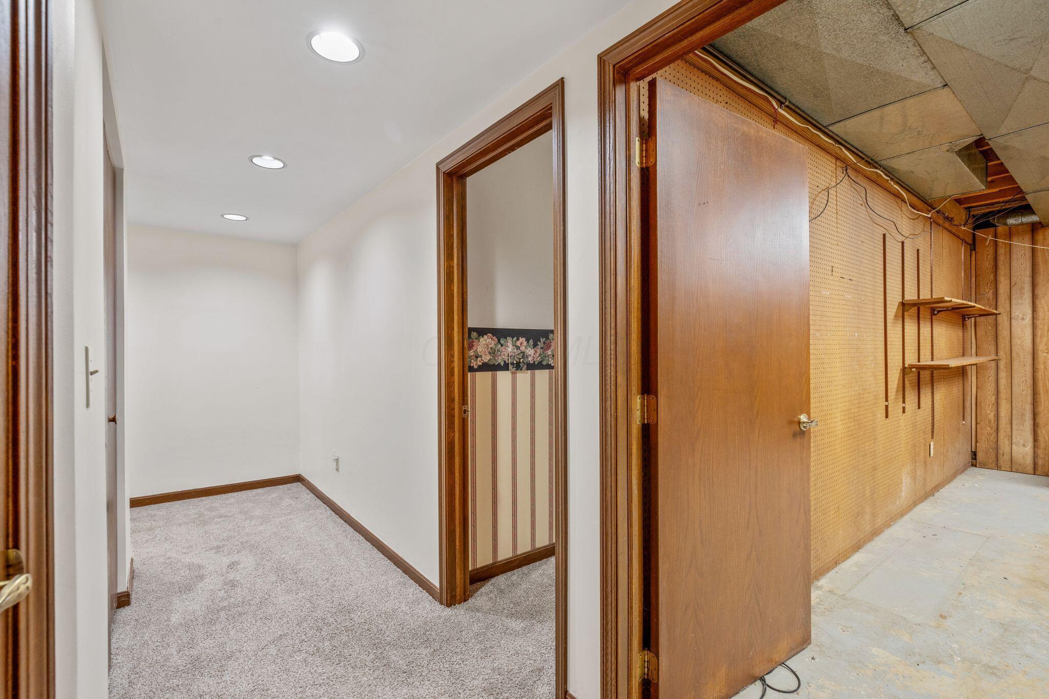 1445 Londondale