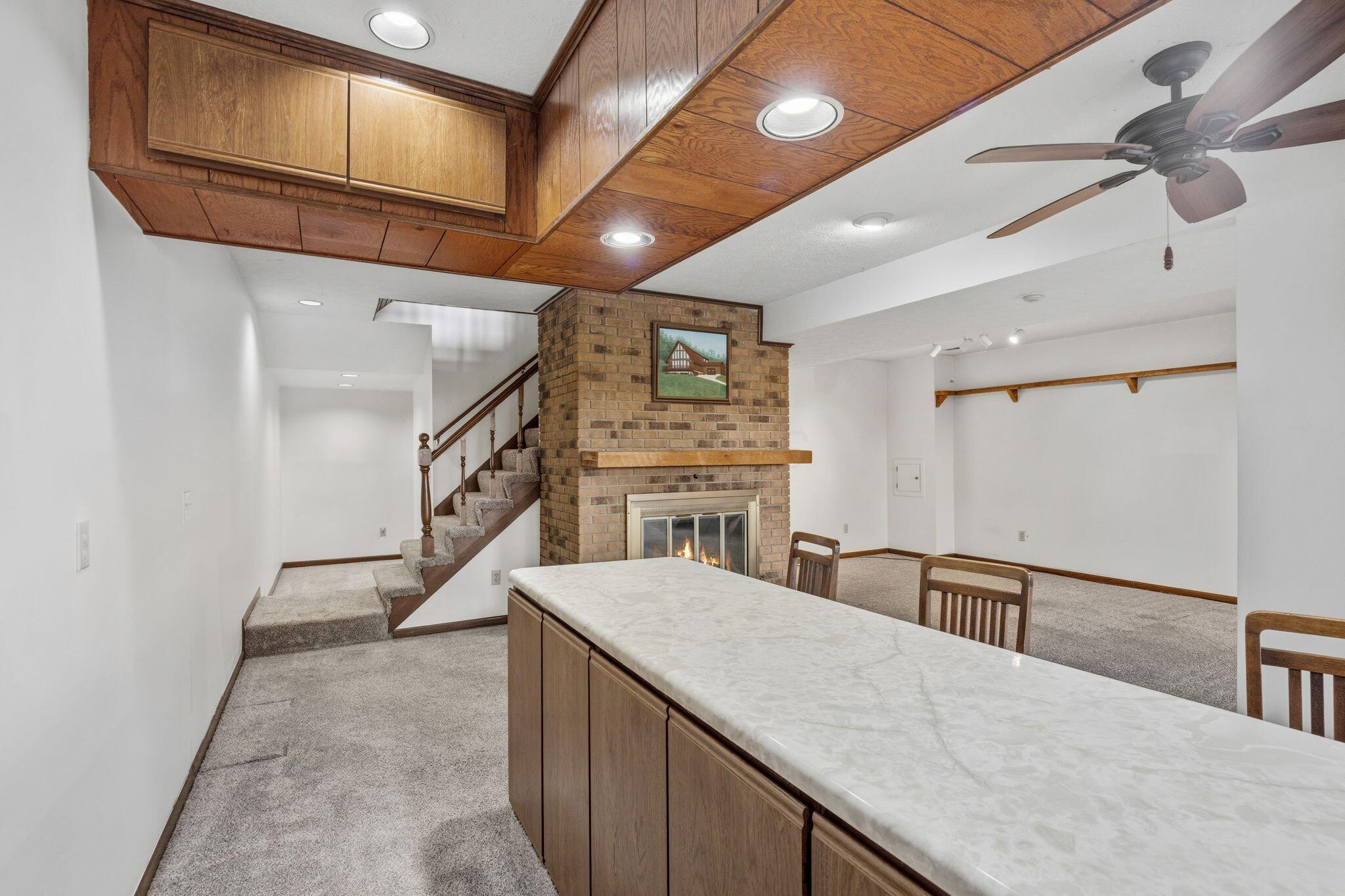 1445 Londondale