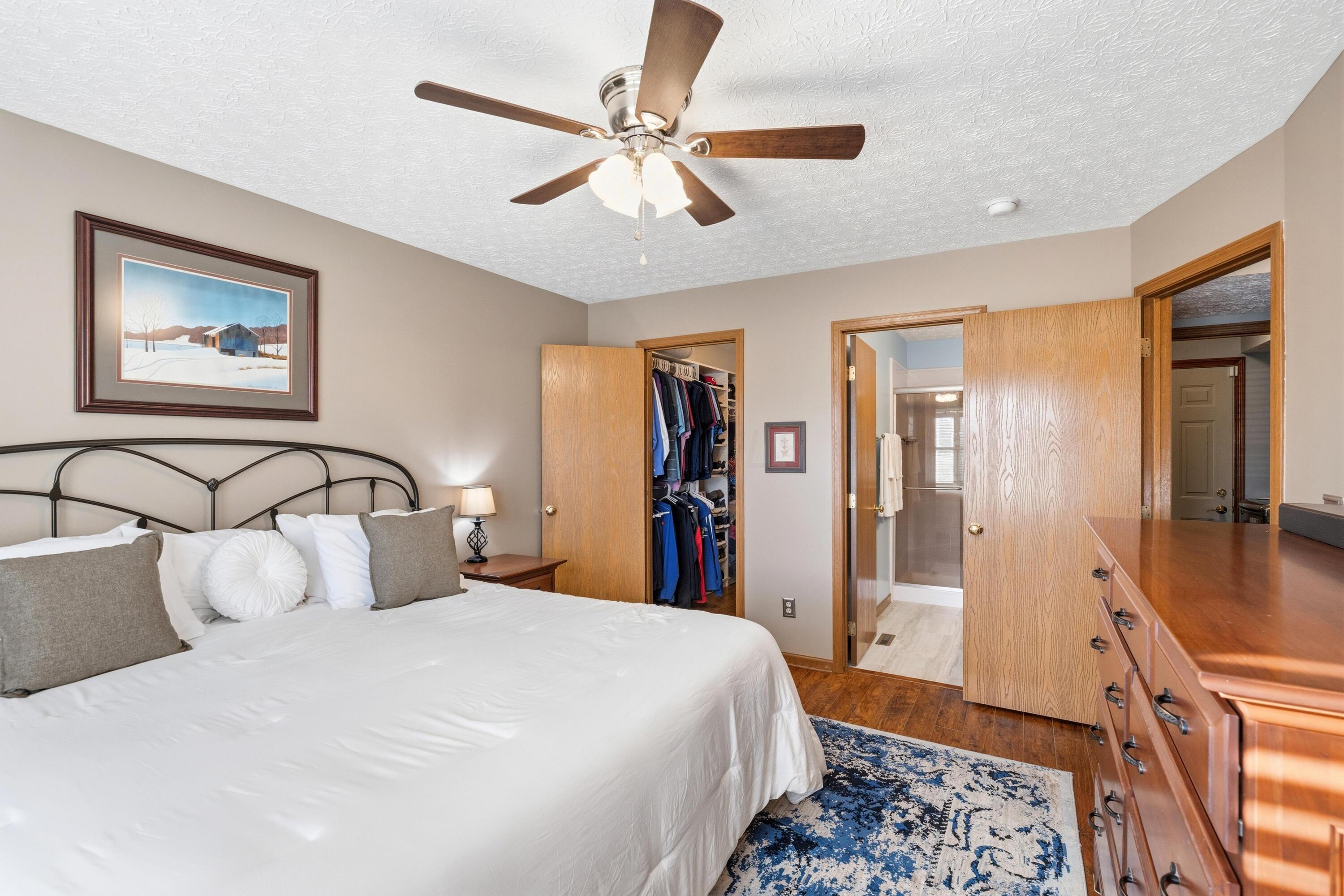 8240 Worthington Crossing Drive