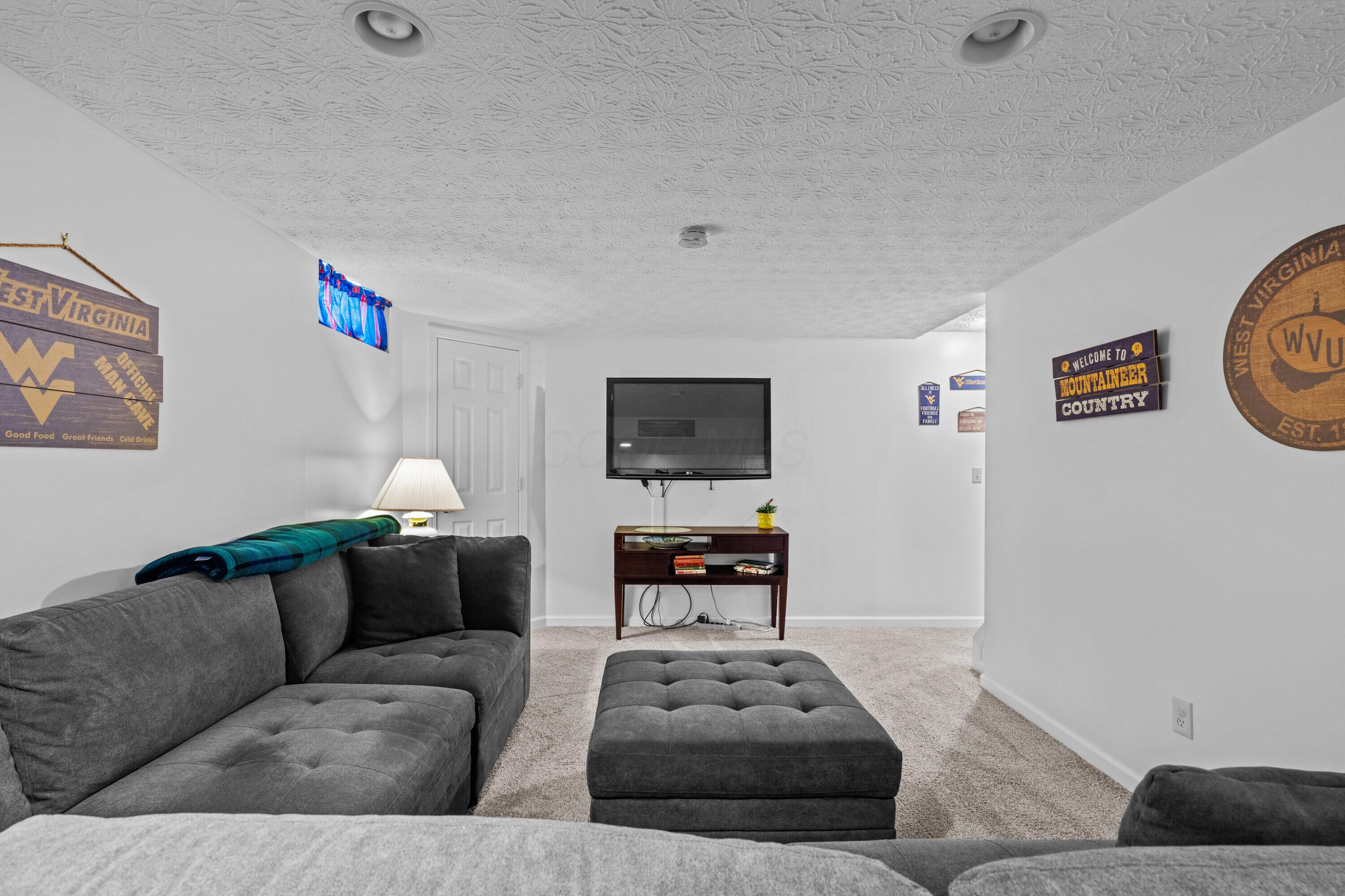498 Beaverbrook Drive