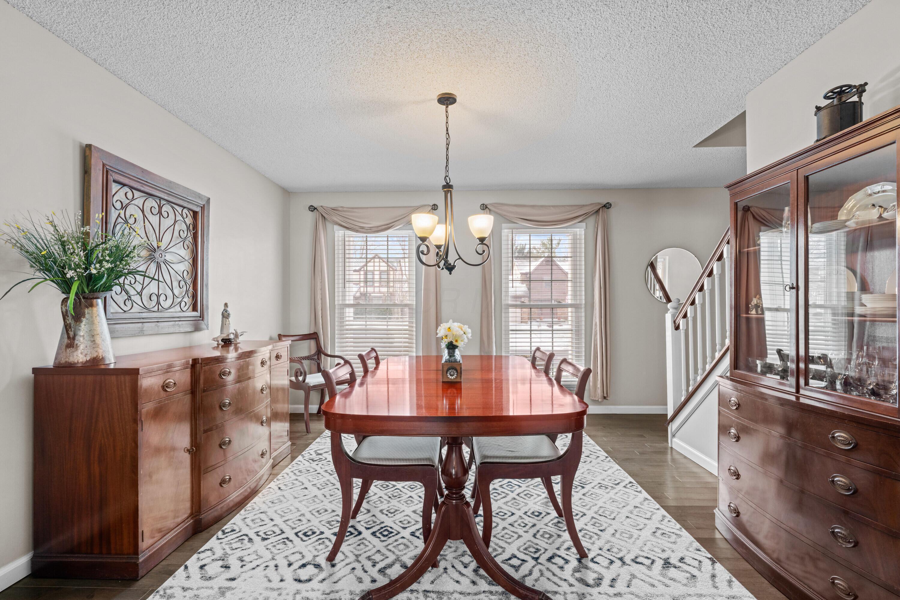 498 Beaverbrook Drive