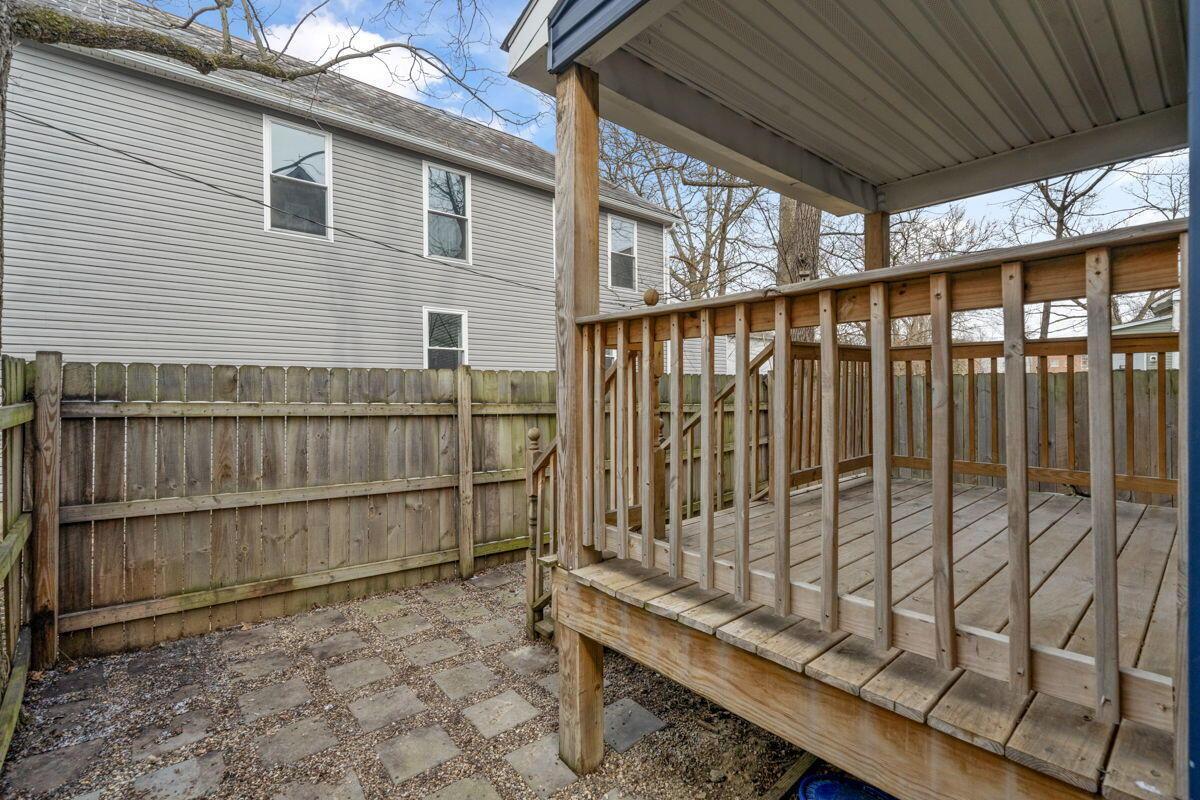 439 Oakwood Avenue