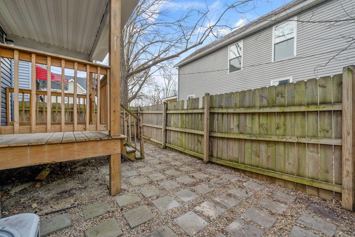 439 Oakwood Avenue