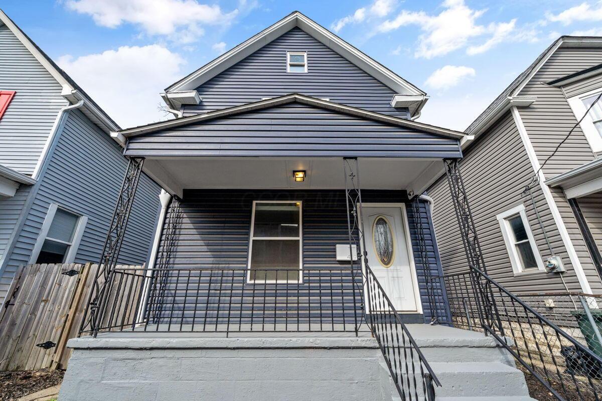 439 Oakwood Avenue