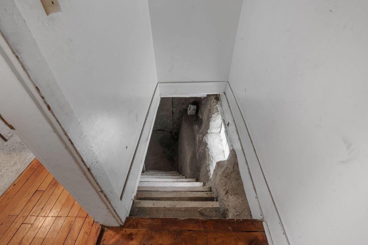 783 Kerr Street