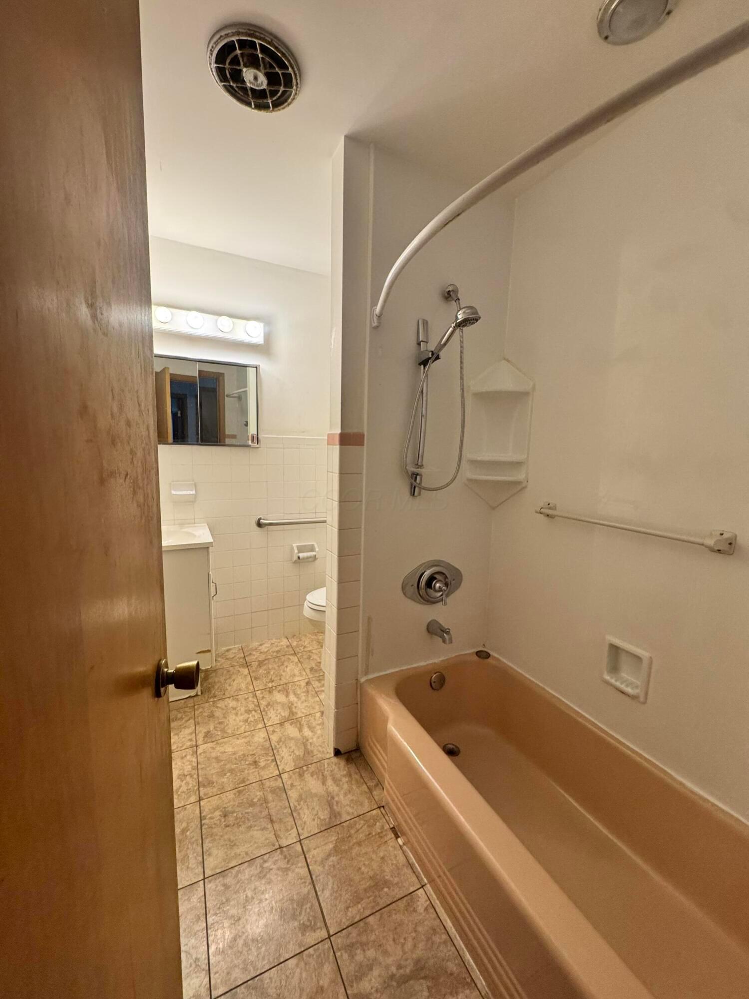 1685 Alcoy Drive