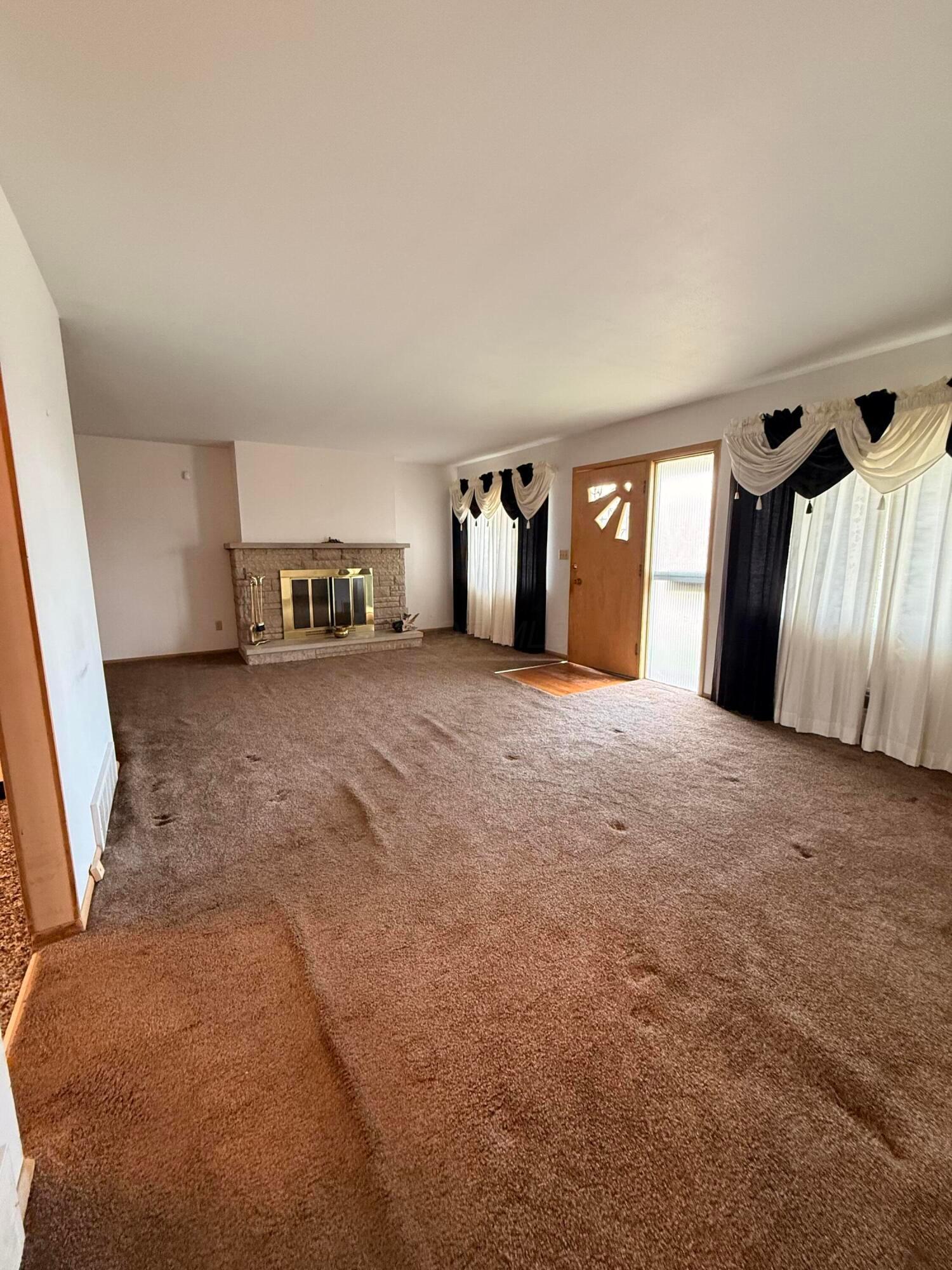 1685 Alcoy Drive