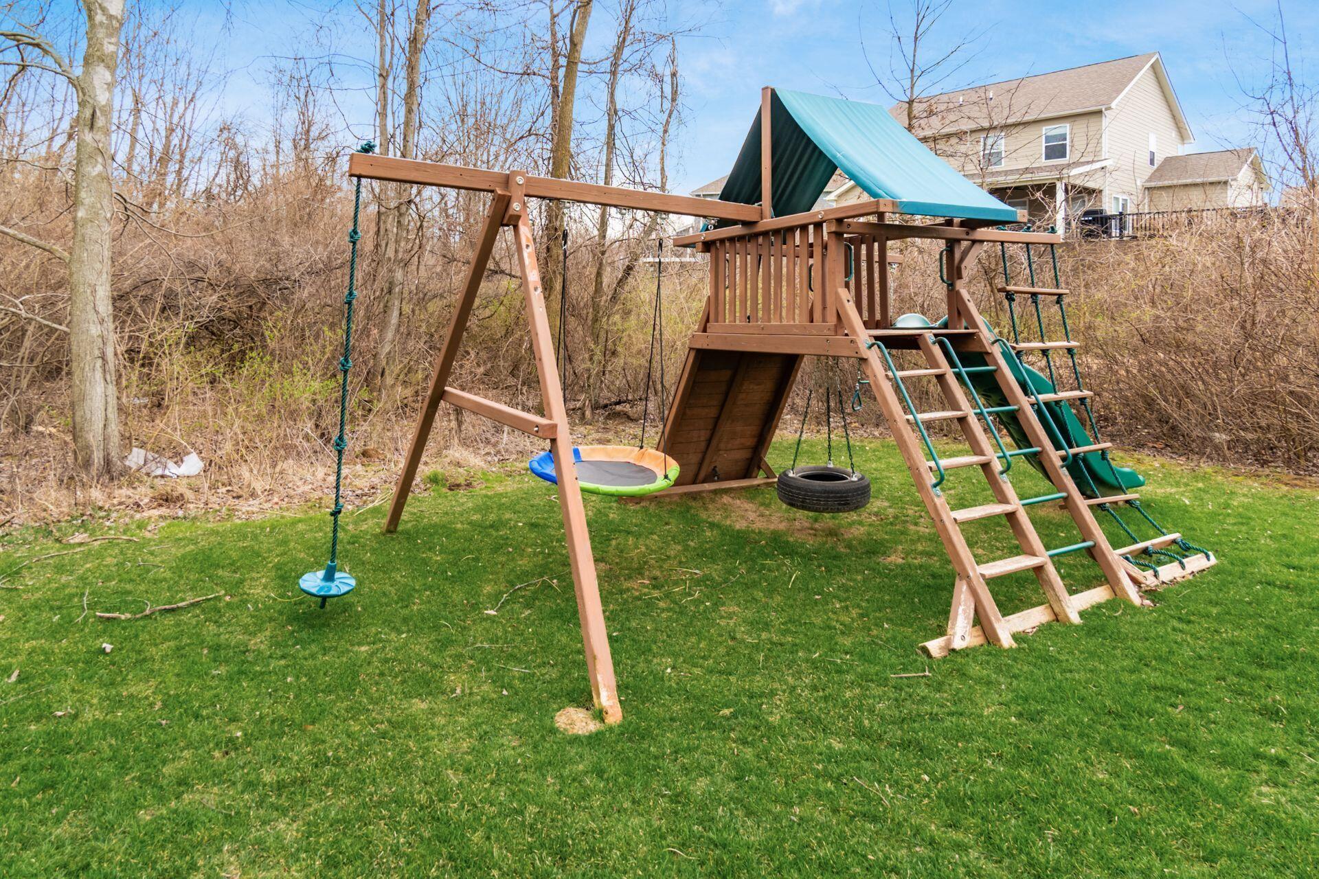 4077 Topsail Drive