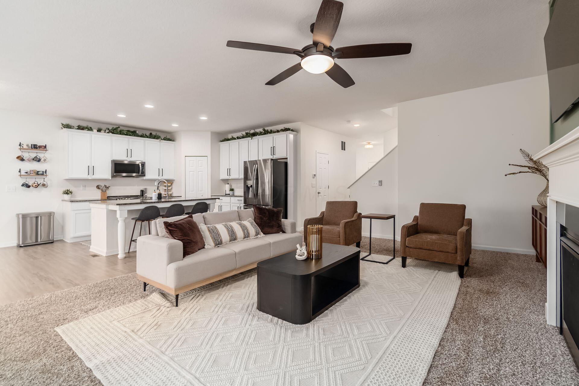 4077 Topsail Drive