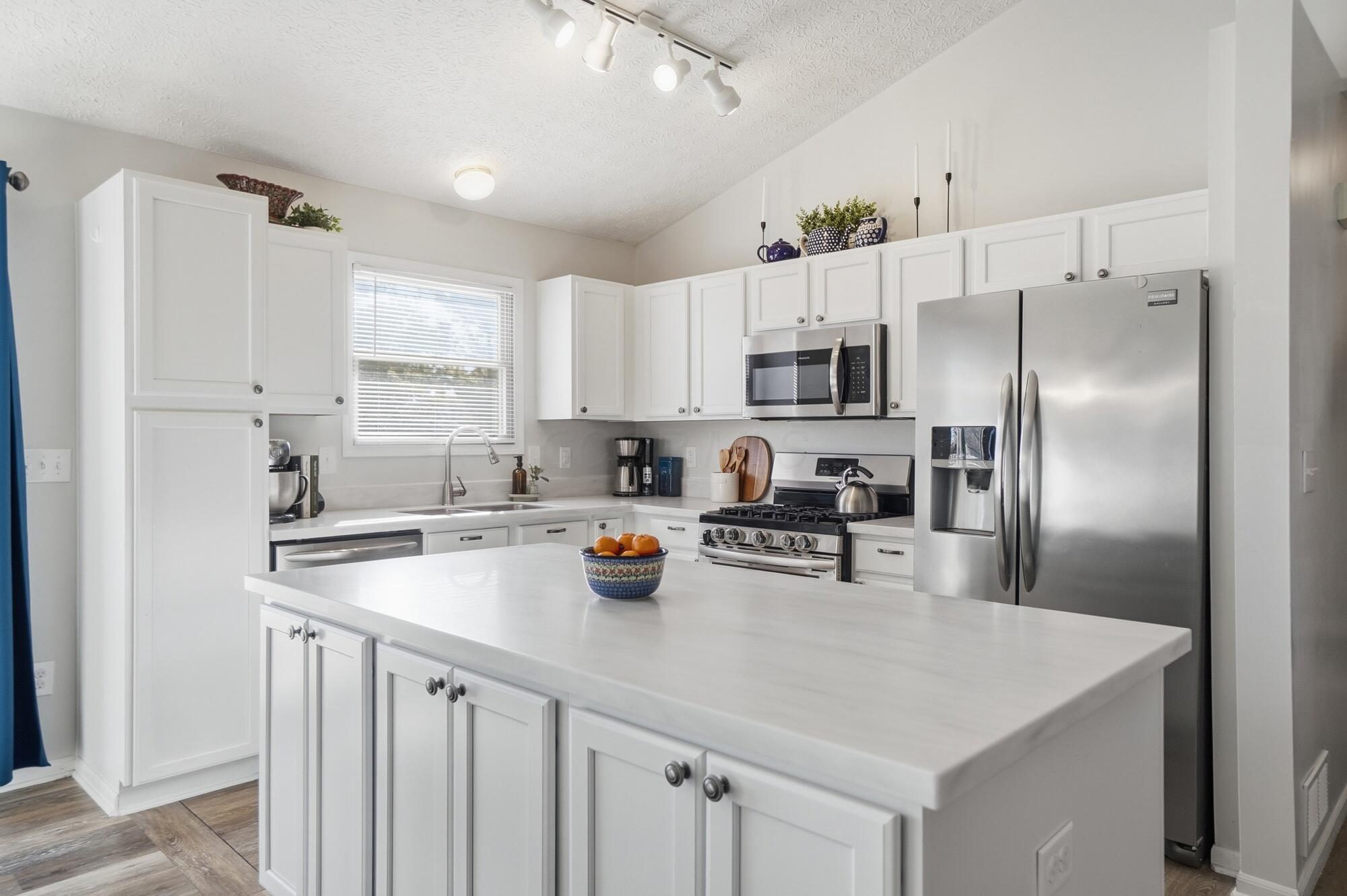 2252 Yagger Bay Drive