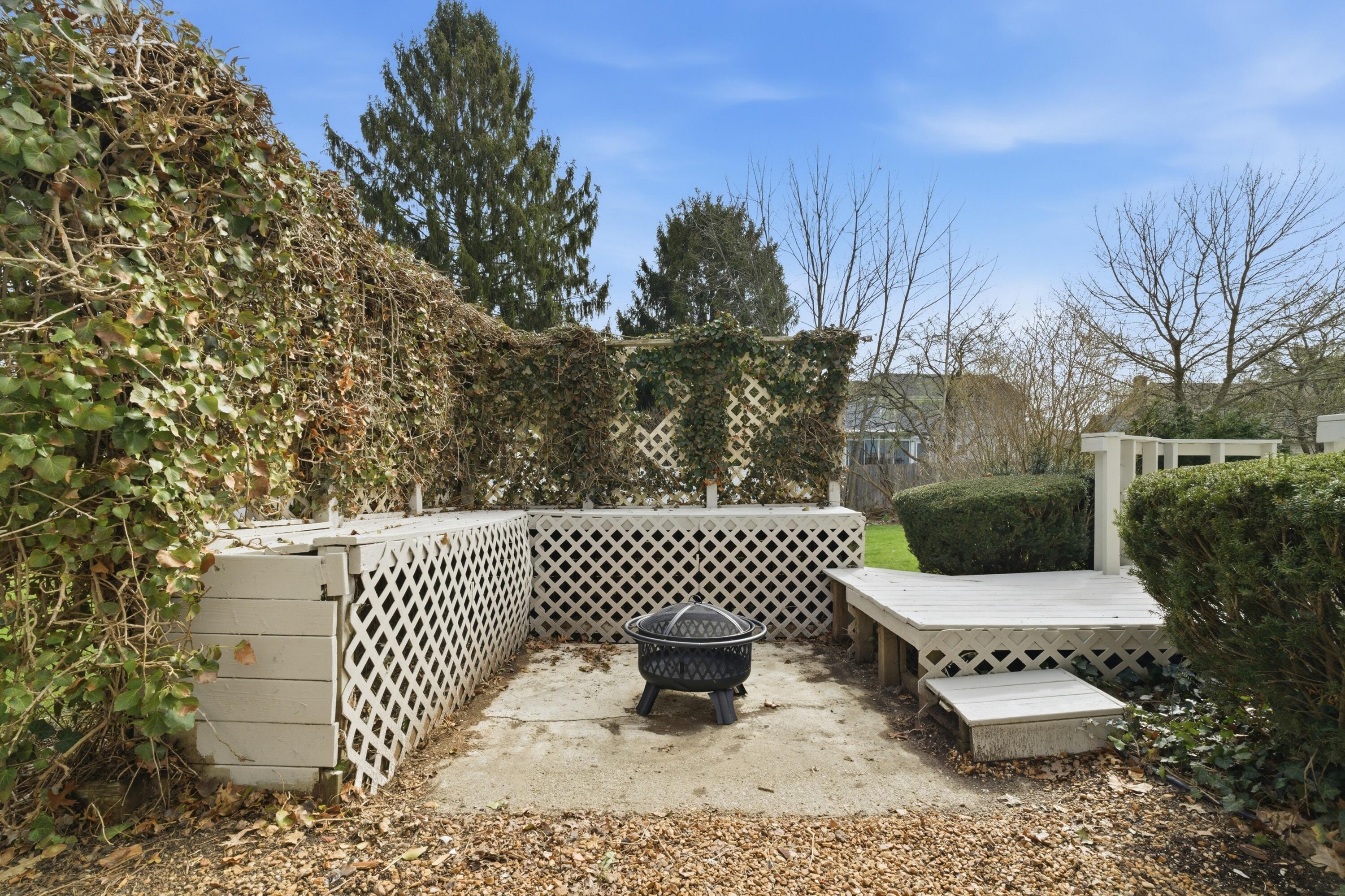 208 Rugby Lane