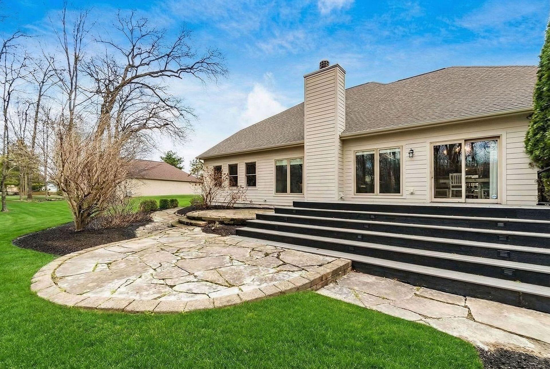 5681 Streamside Drive