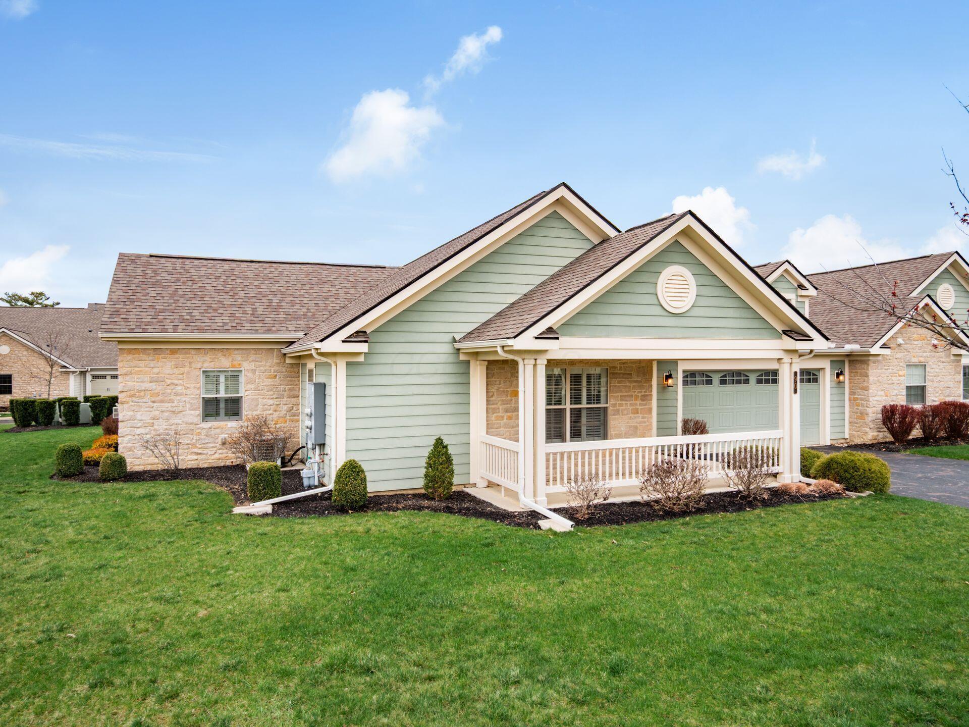 90 Glen Mawr Circle