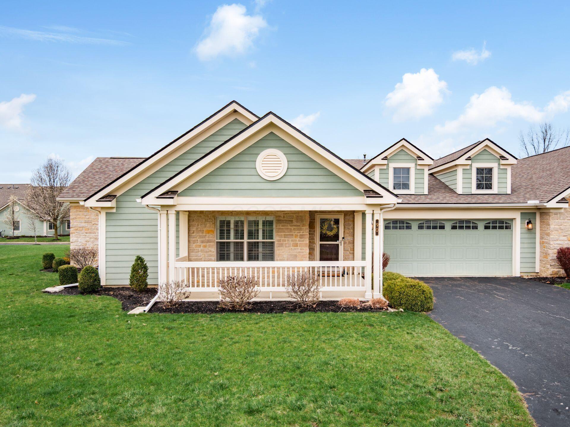 90 Glen Mawr Circle