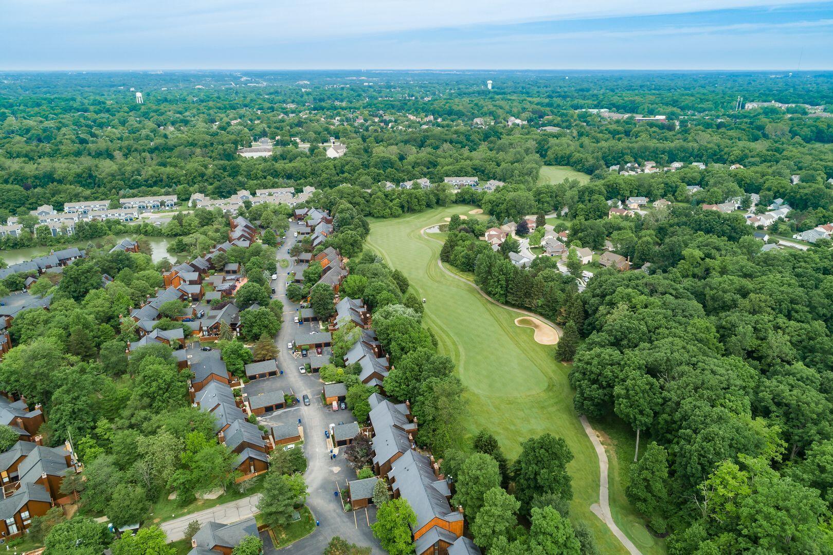 4828 Crazy Horse Lane, 2
