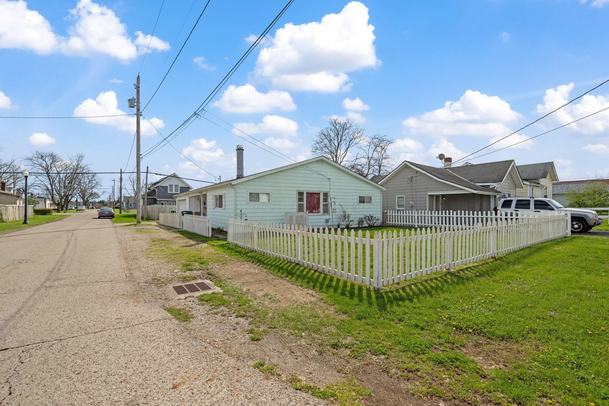 4345 Mathews Avenue