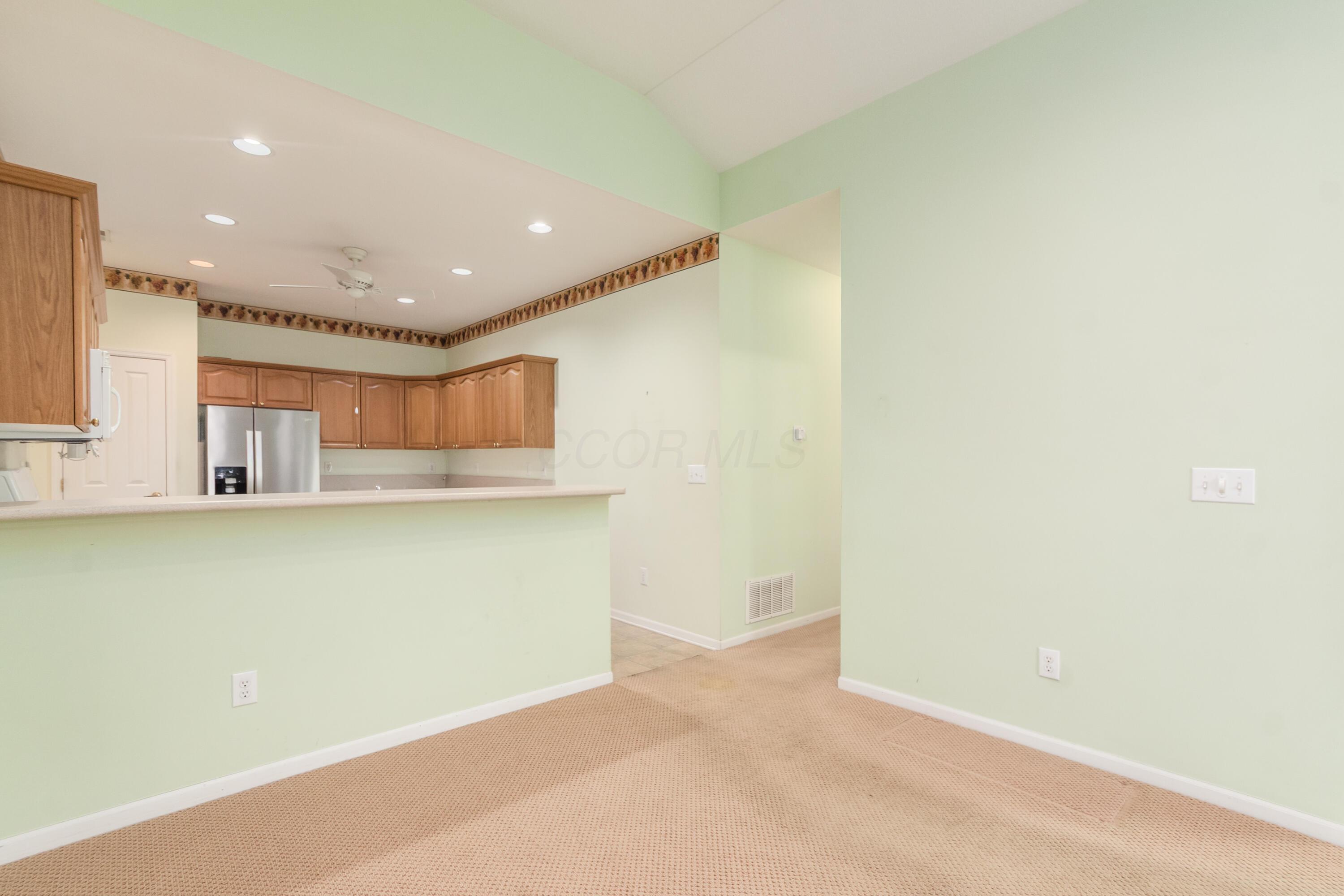7585 Red Maple Place