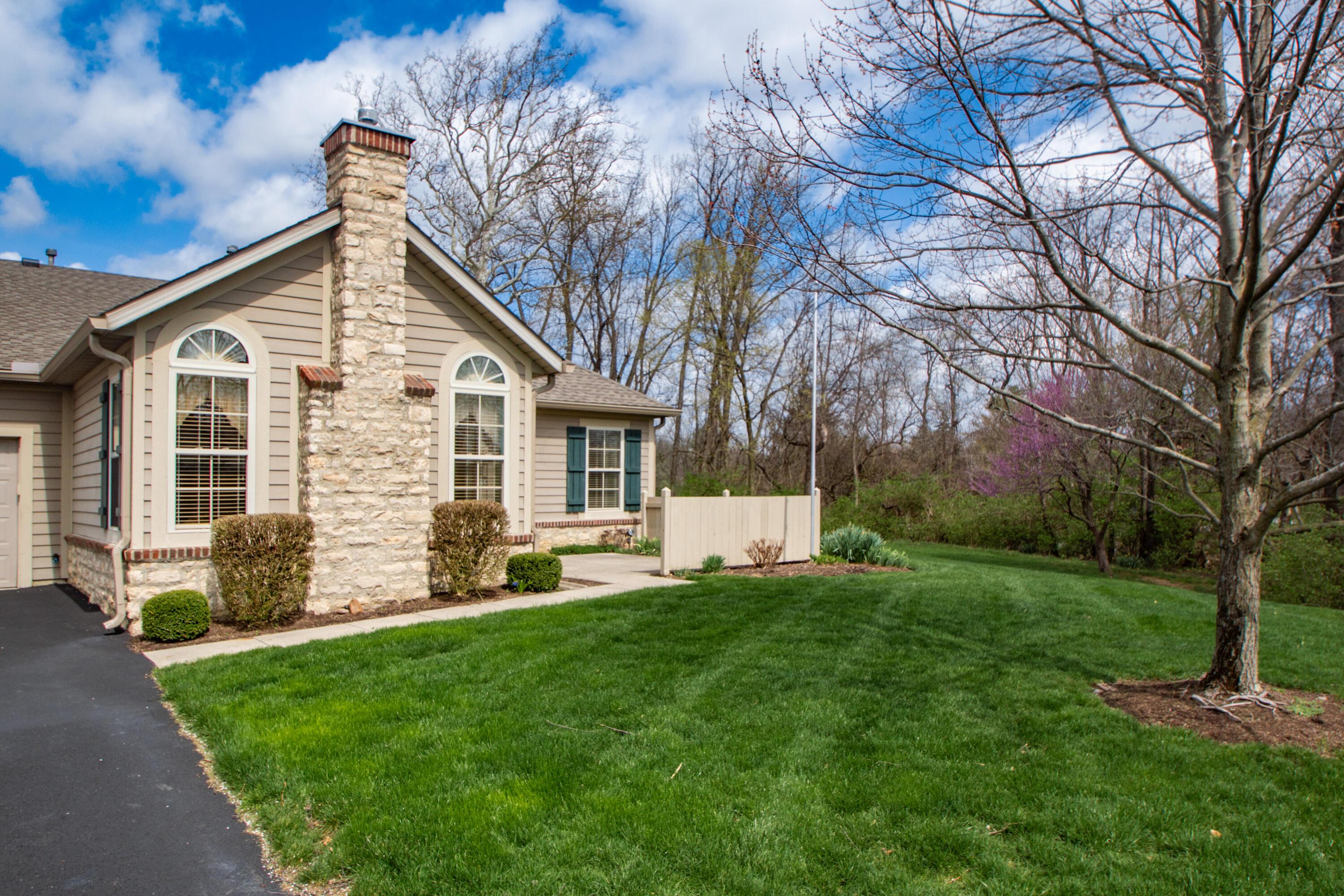 7585 Red Maple Place
