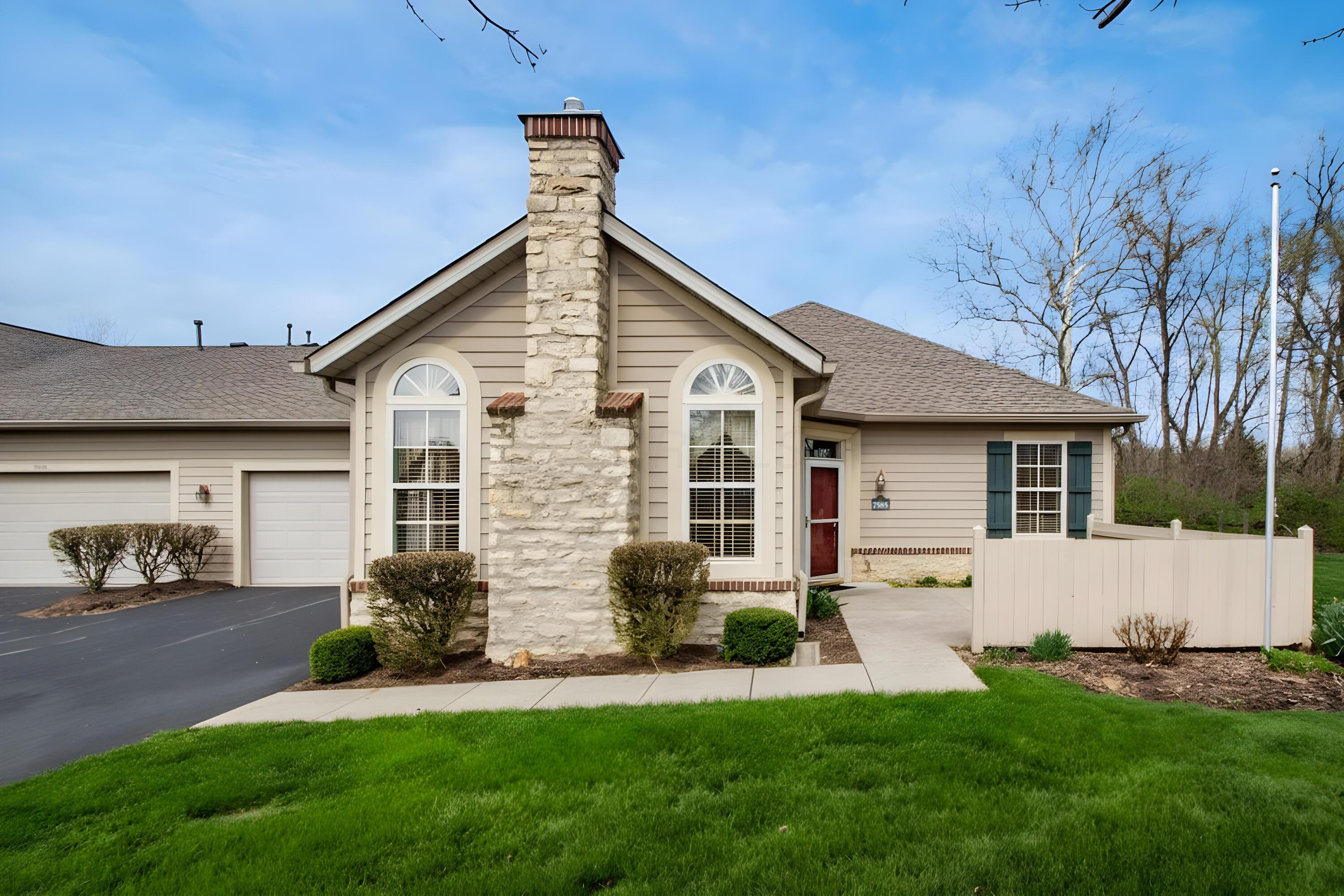 7585 Red Maple Place