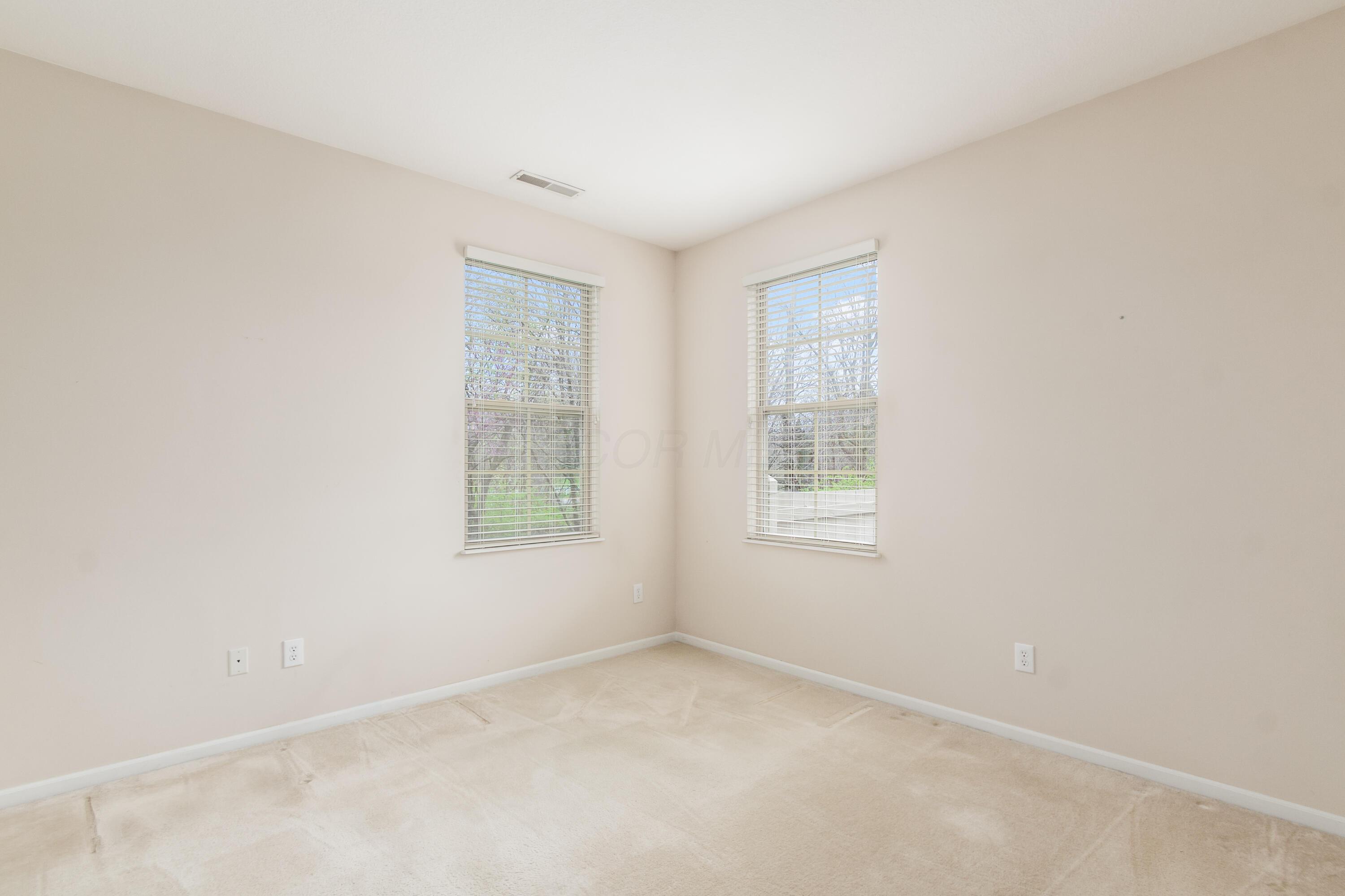 7585 Red Maple Place