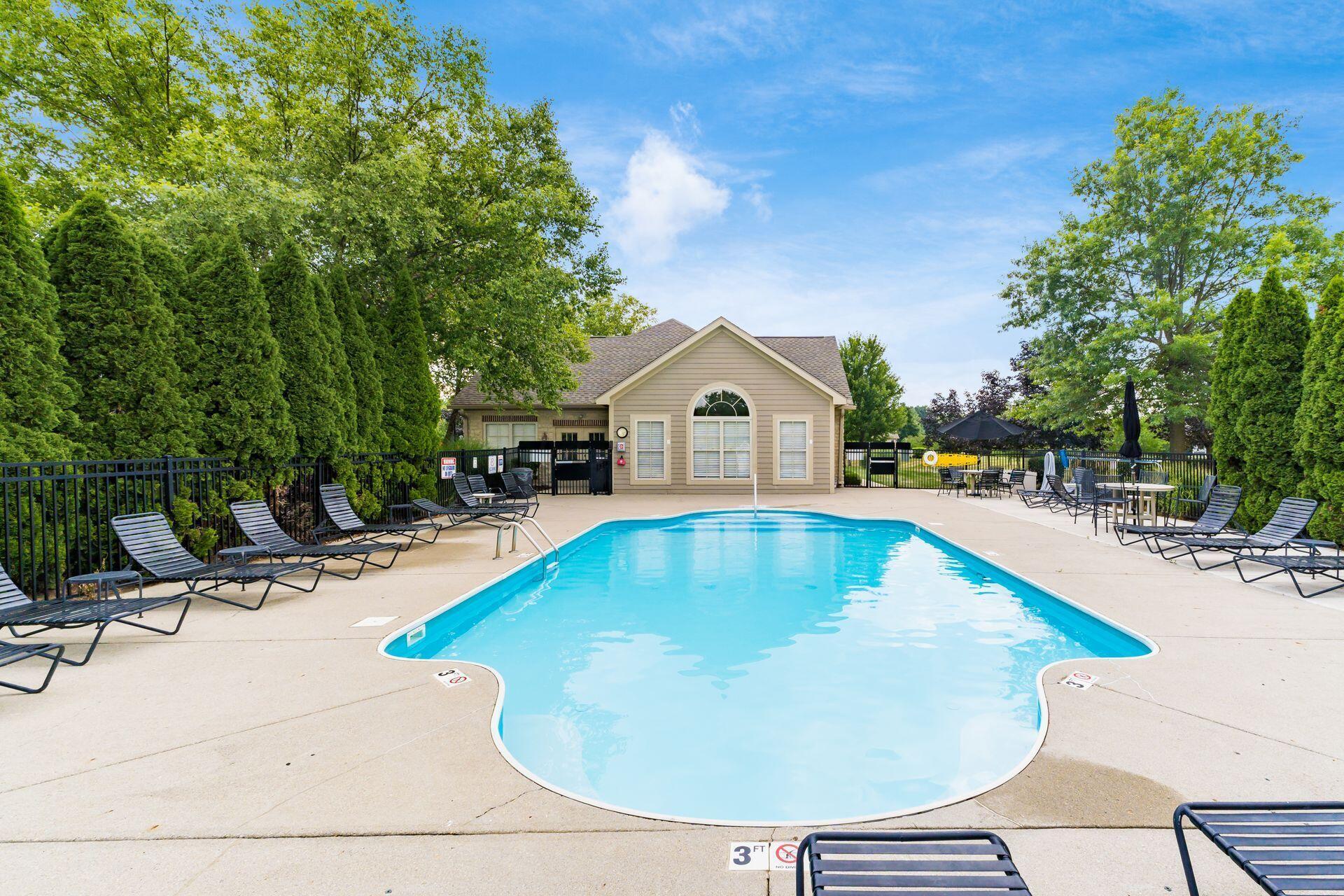 7585 Red Maple Place