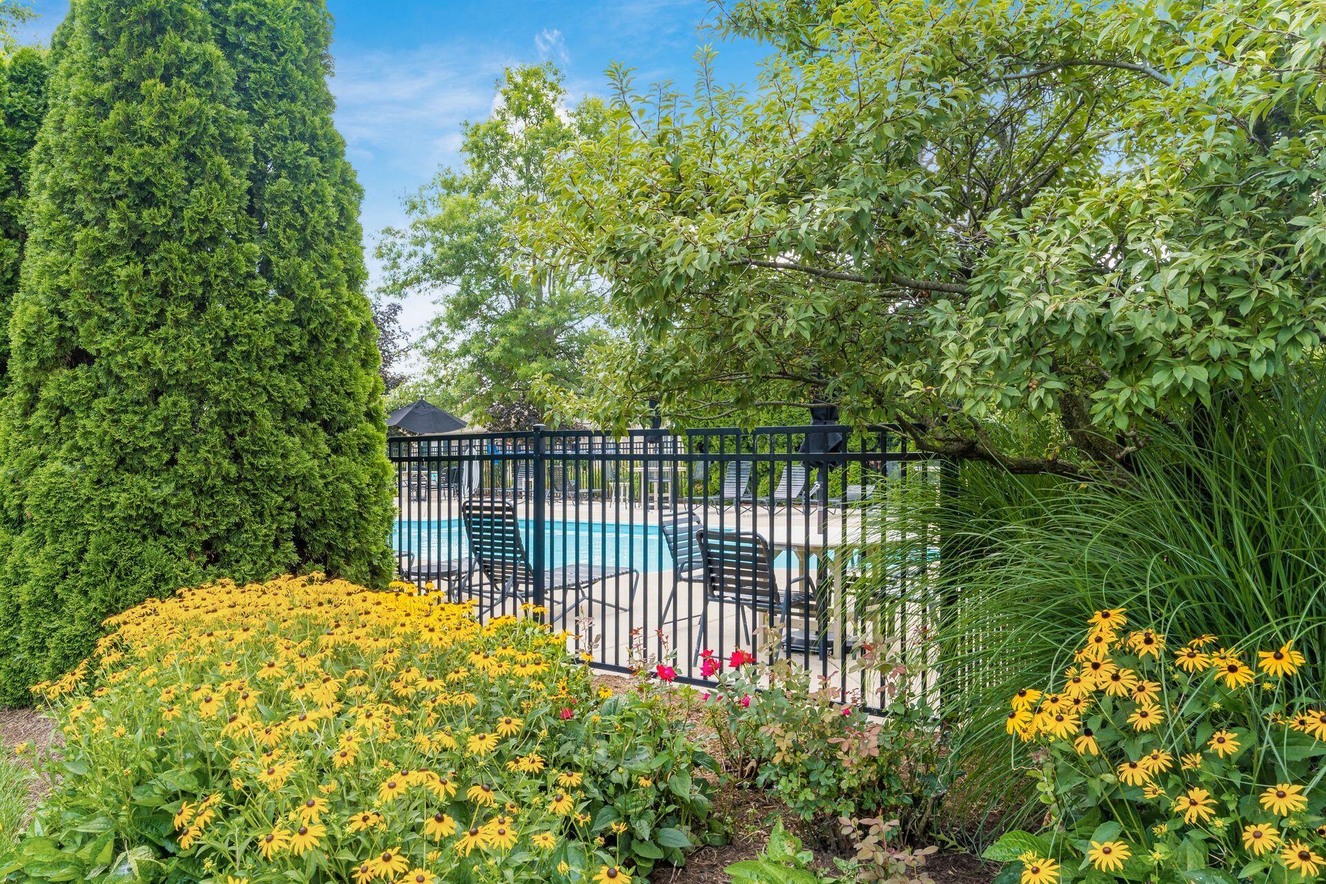 7585 Red Maple Place