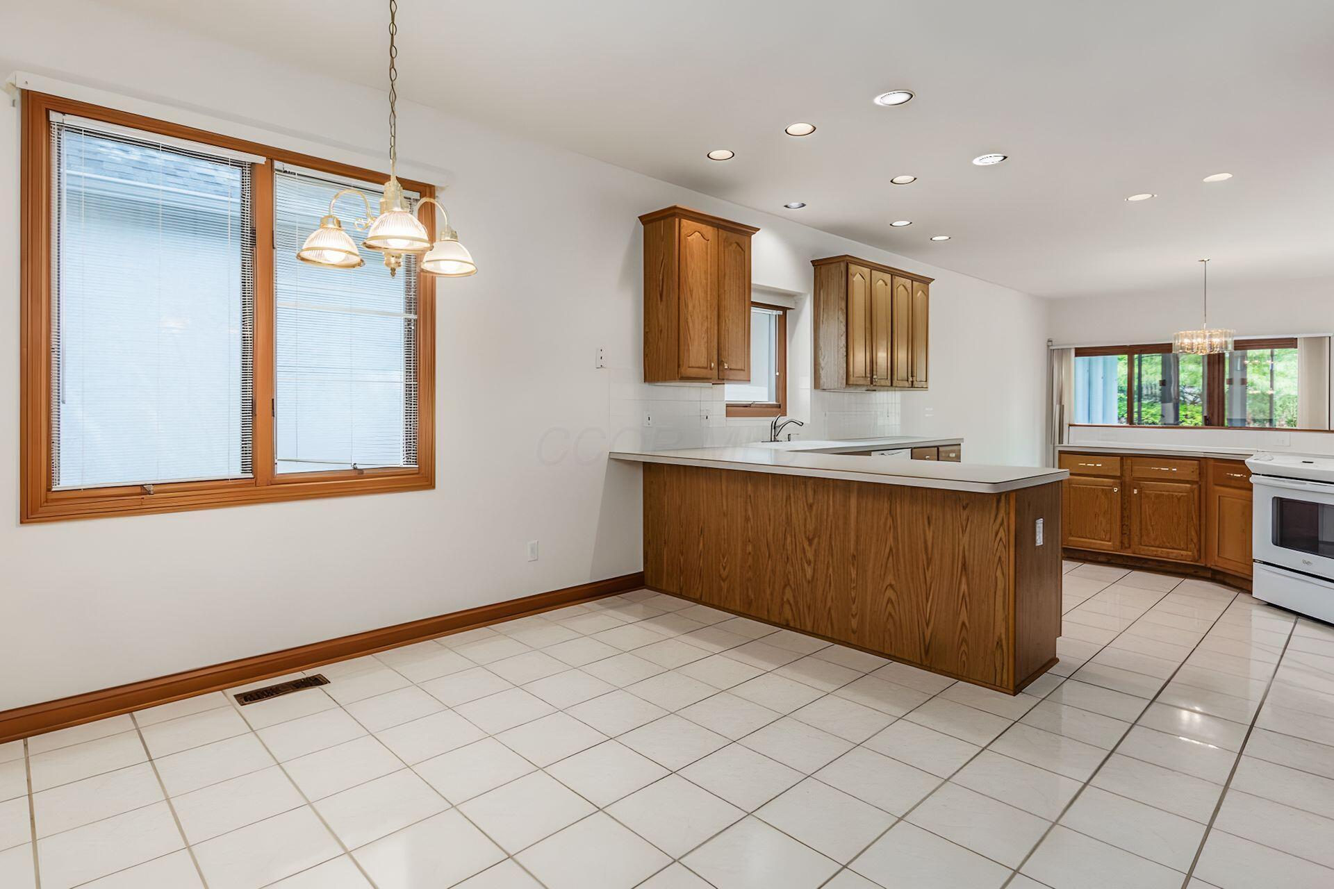 824 Katherines Ridge Lane