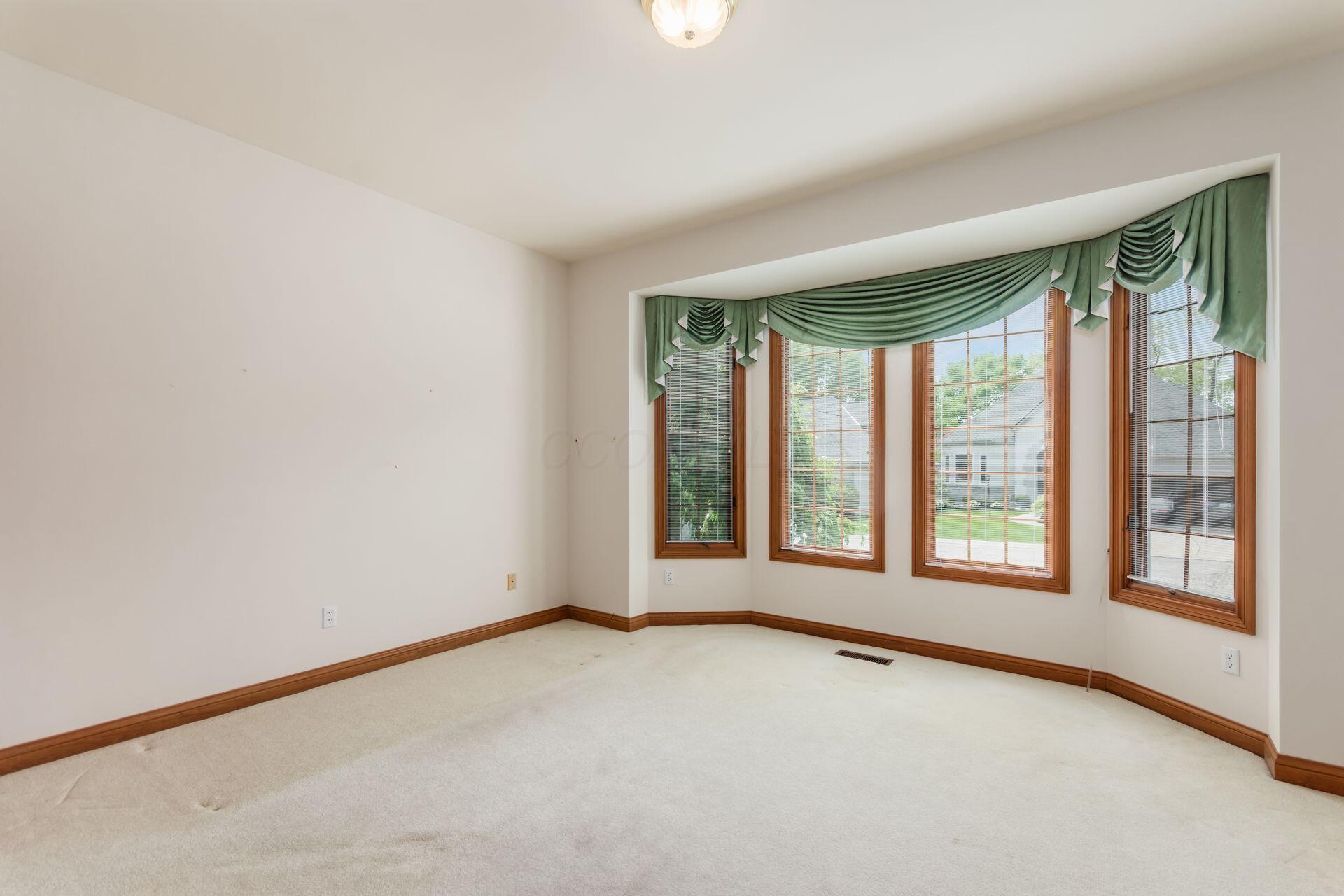 824 Katherines Ridge Lane