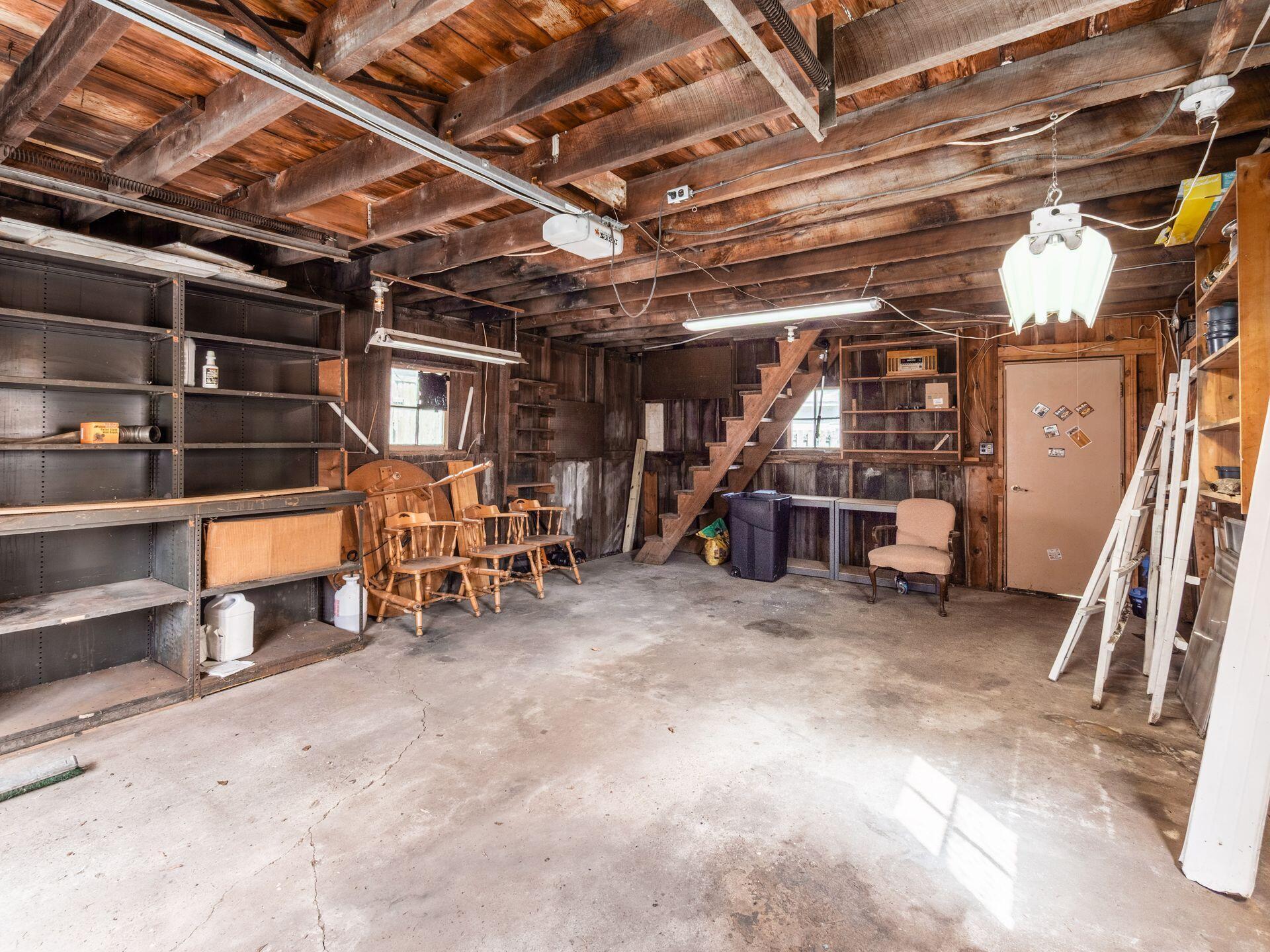 219 Coshocton Avenue