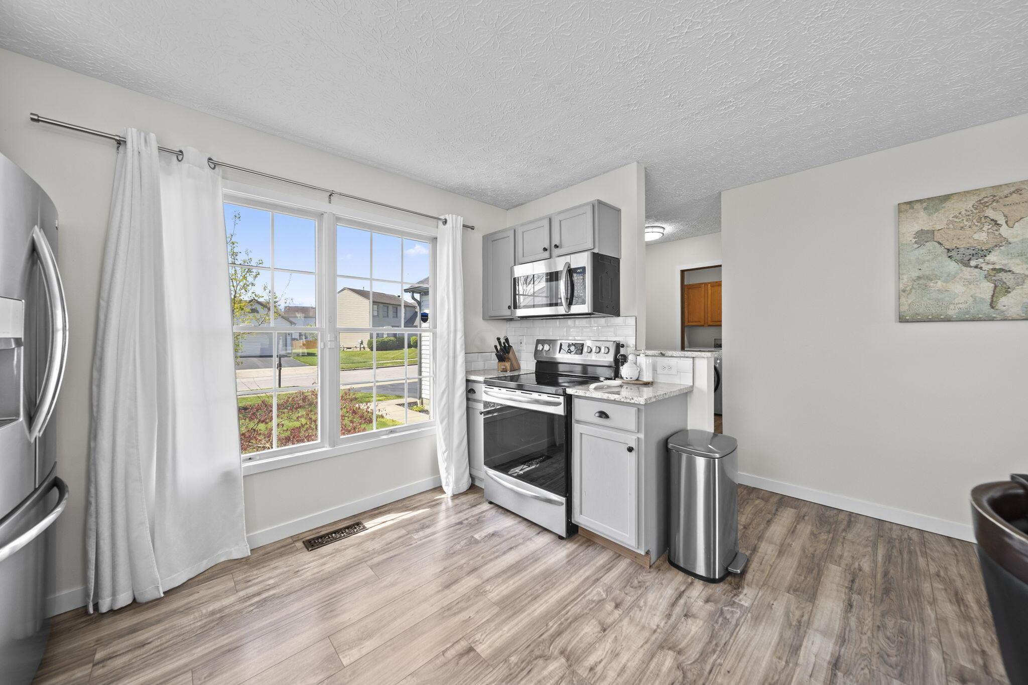 5532 Crenton Drive