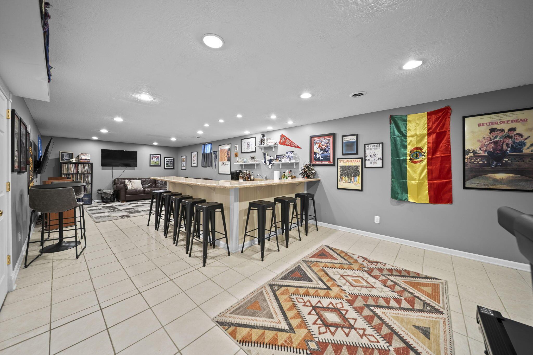 5532 Crenton Drive