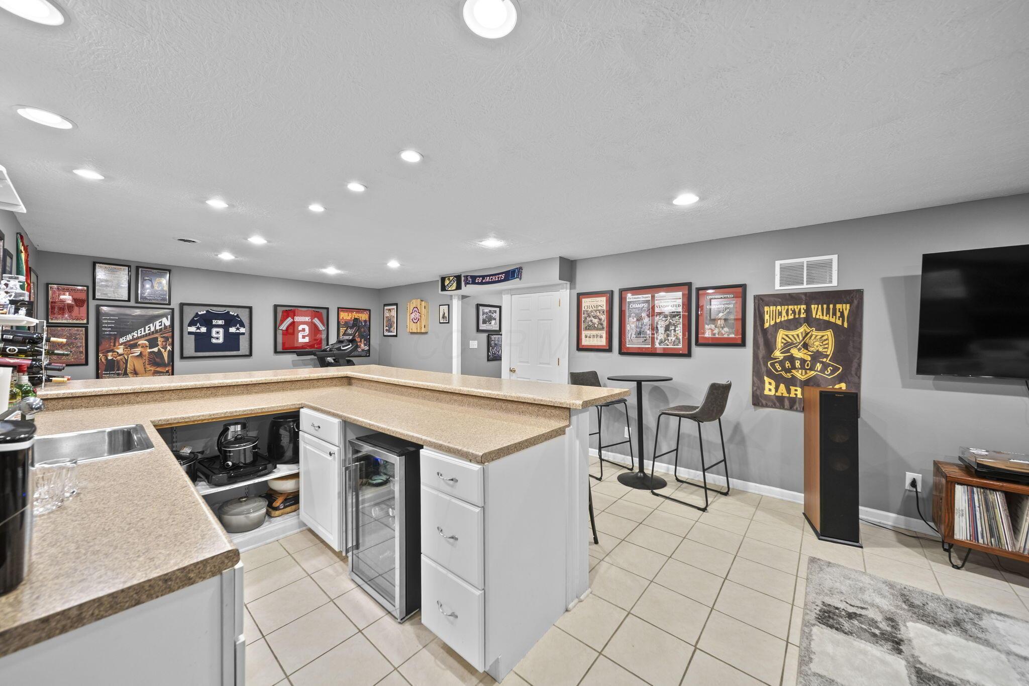 5532 Crenton Drive