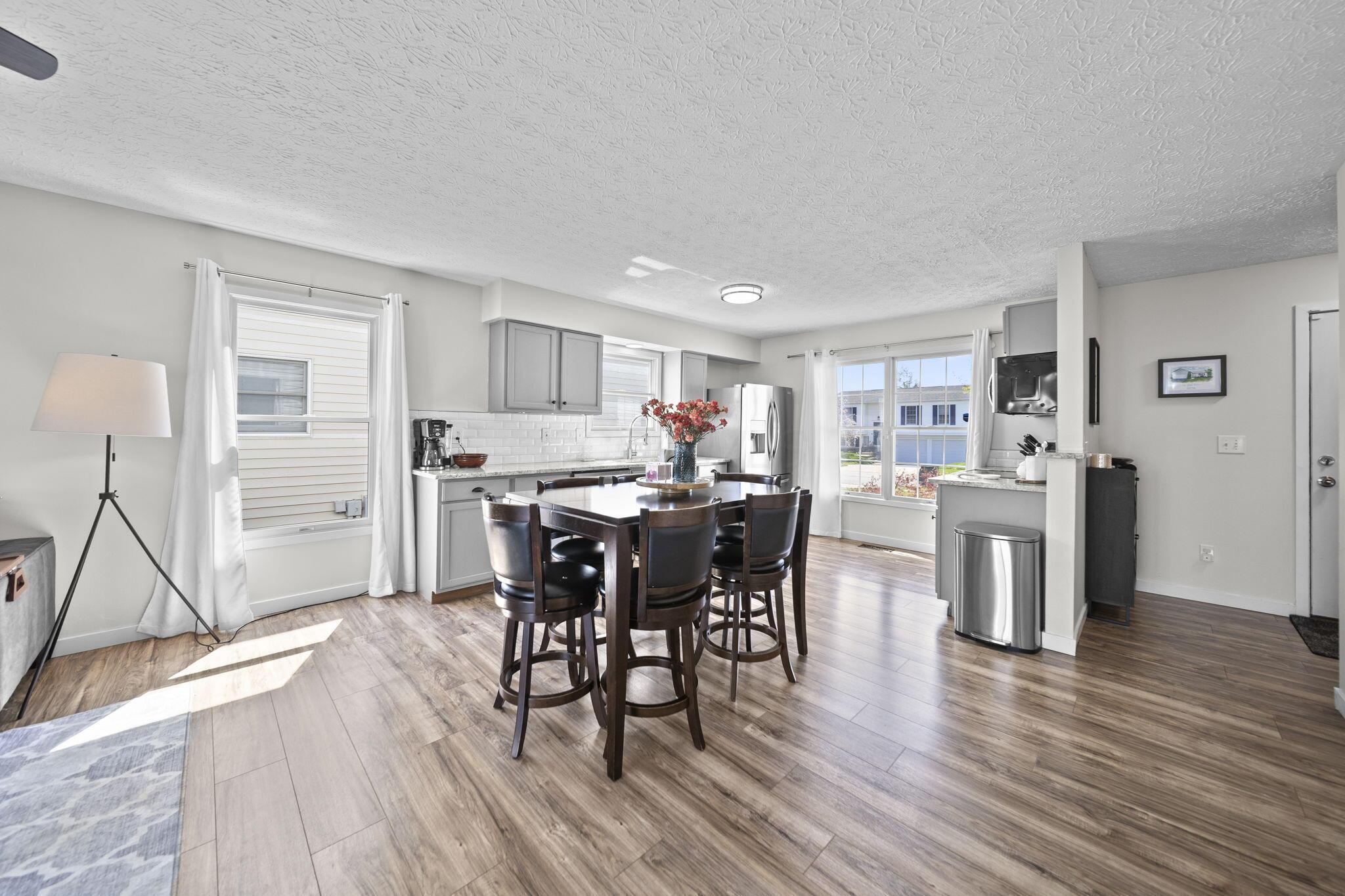 5532 Crenton Drive